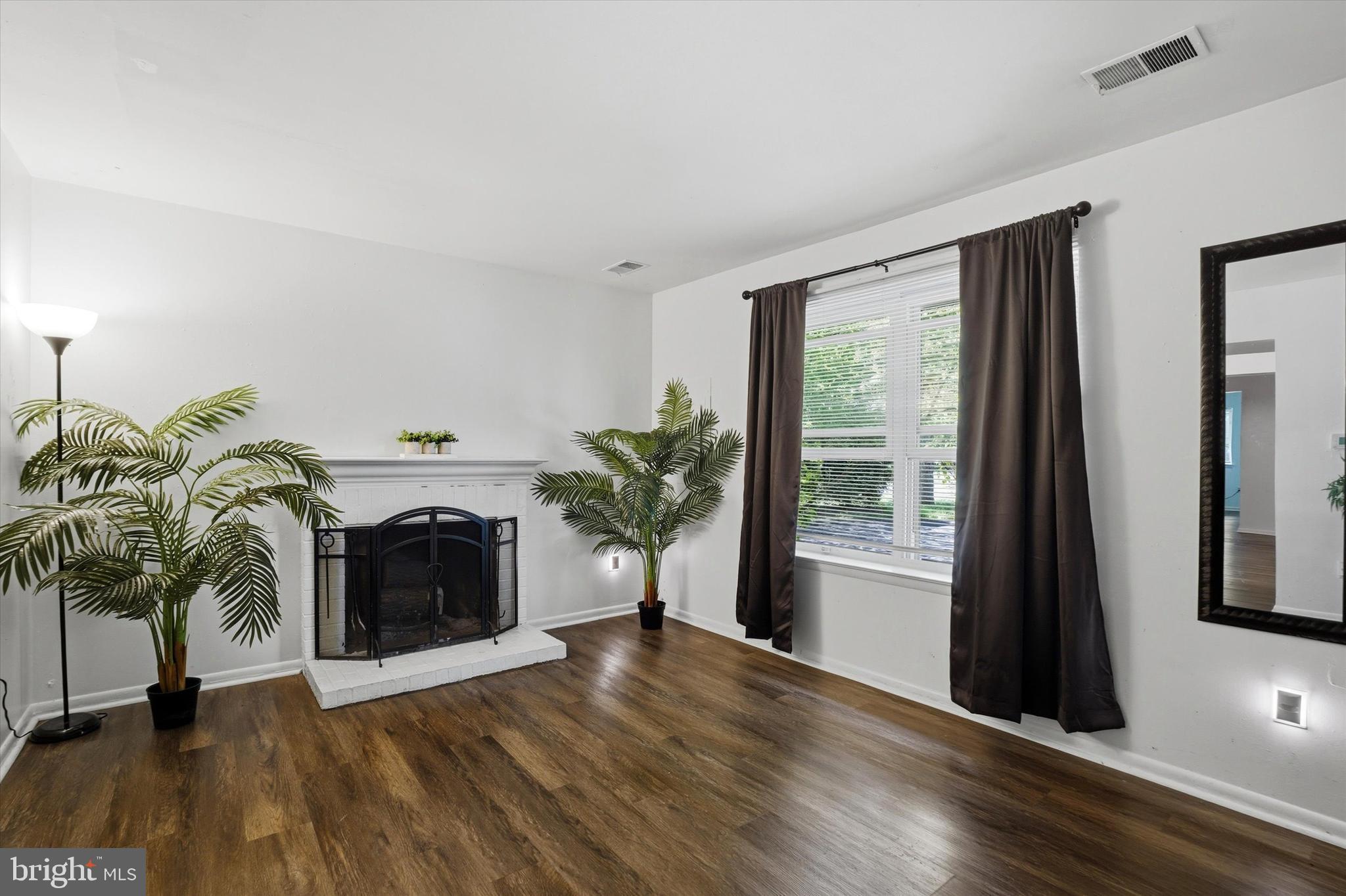 HORSHAMTOWNE - Residential