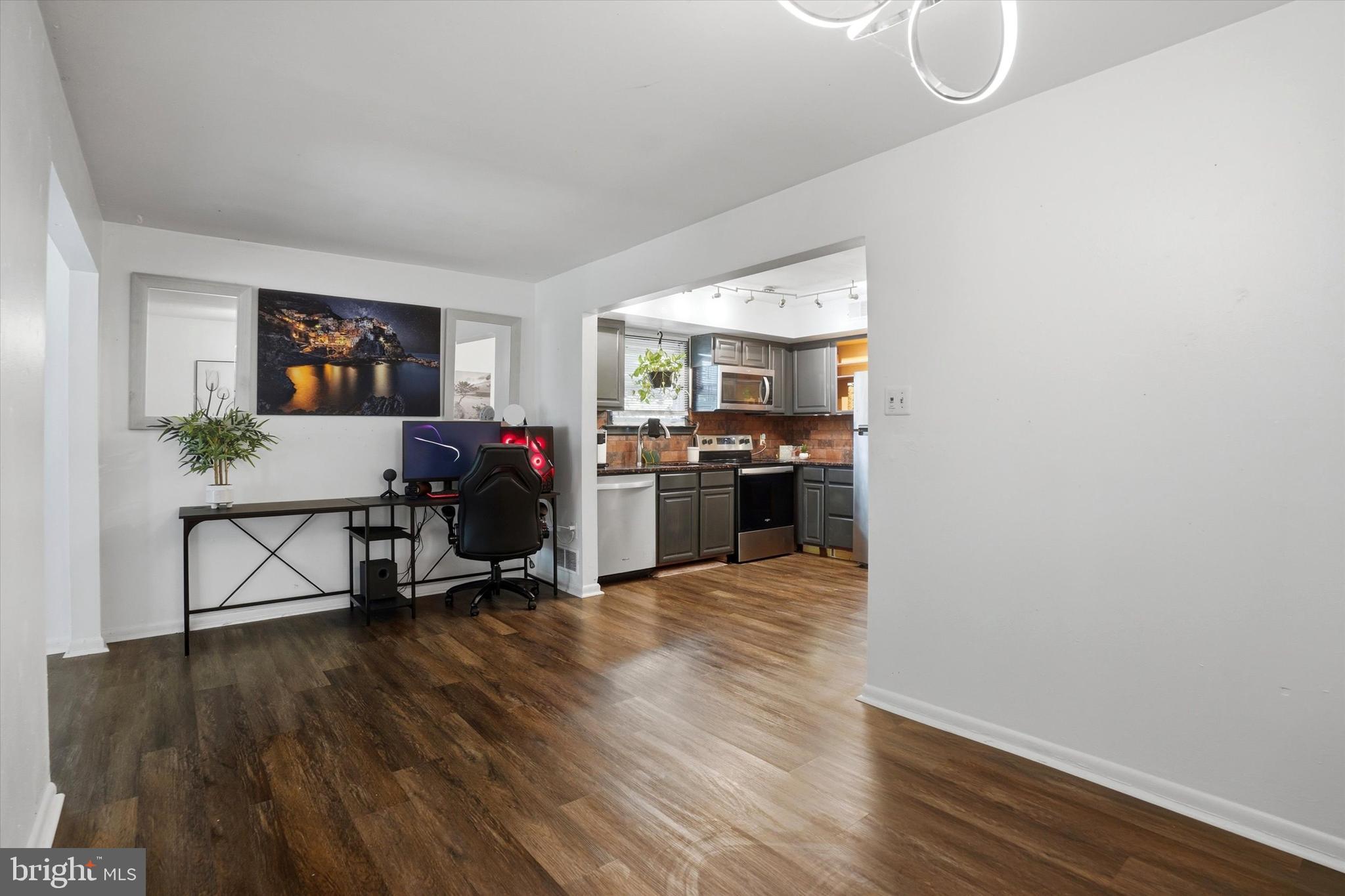 HORSHAMTOWNE - Residential