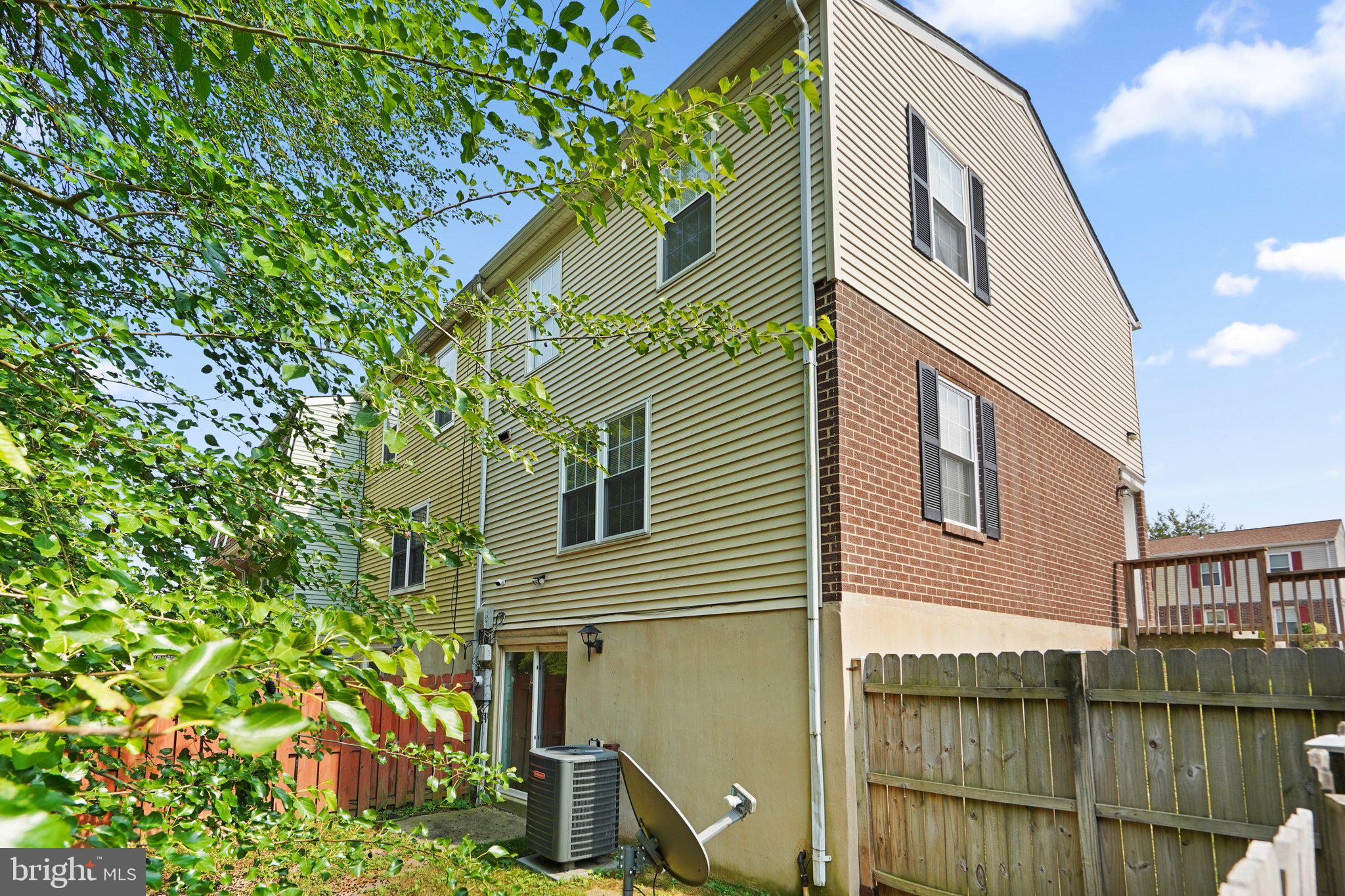 SPRING MEADOWS CONDO - Residential