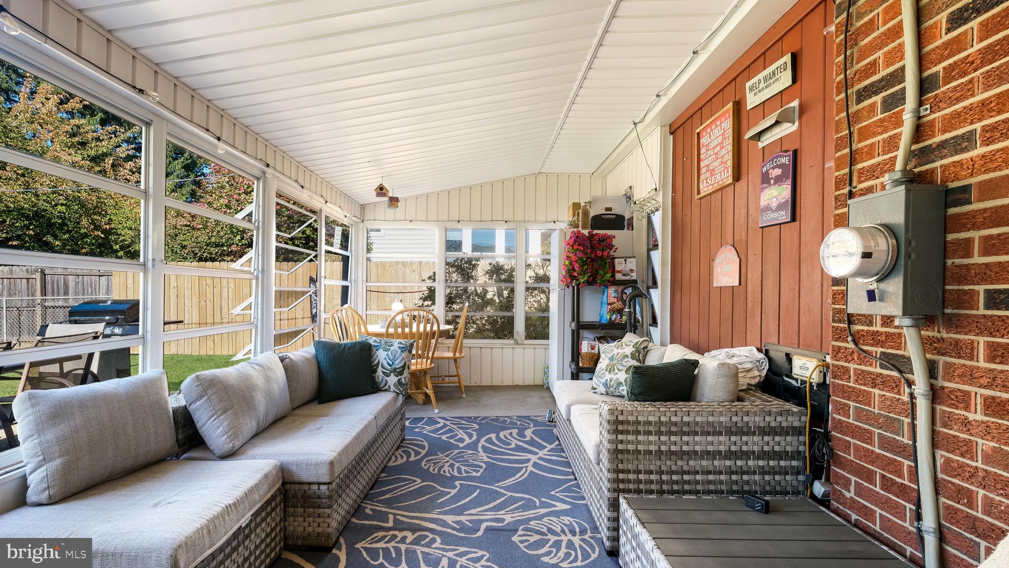 HIGH MEADOW - Residential