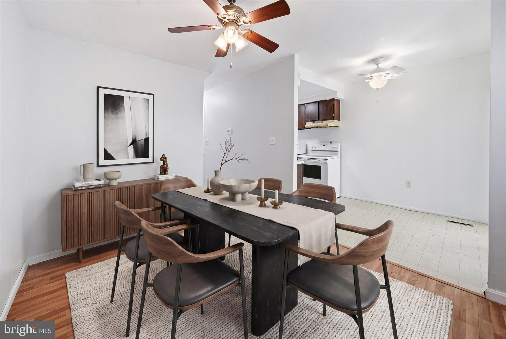 WHISPERING PINES - Residential
