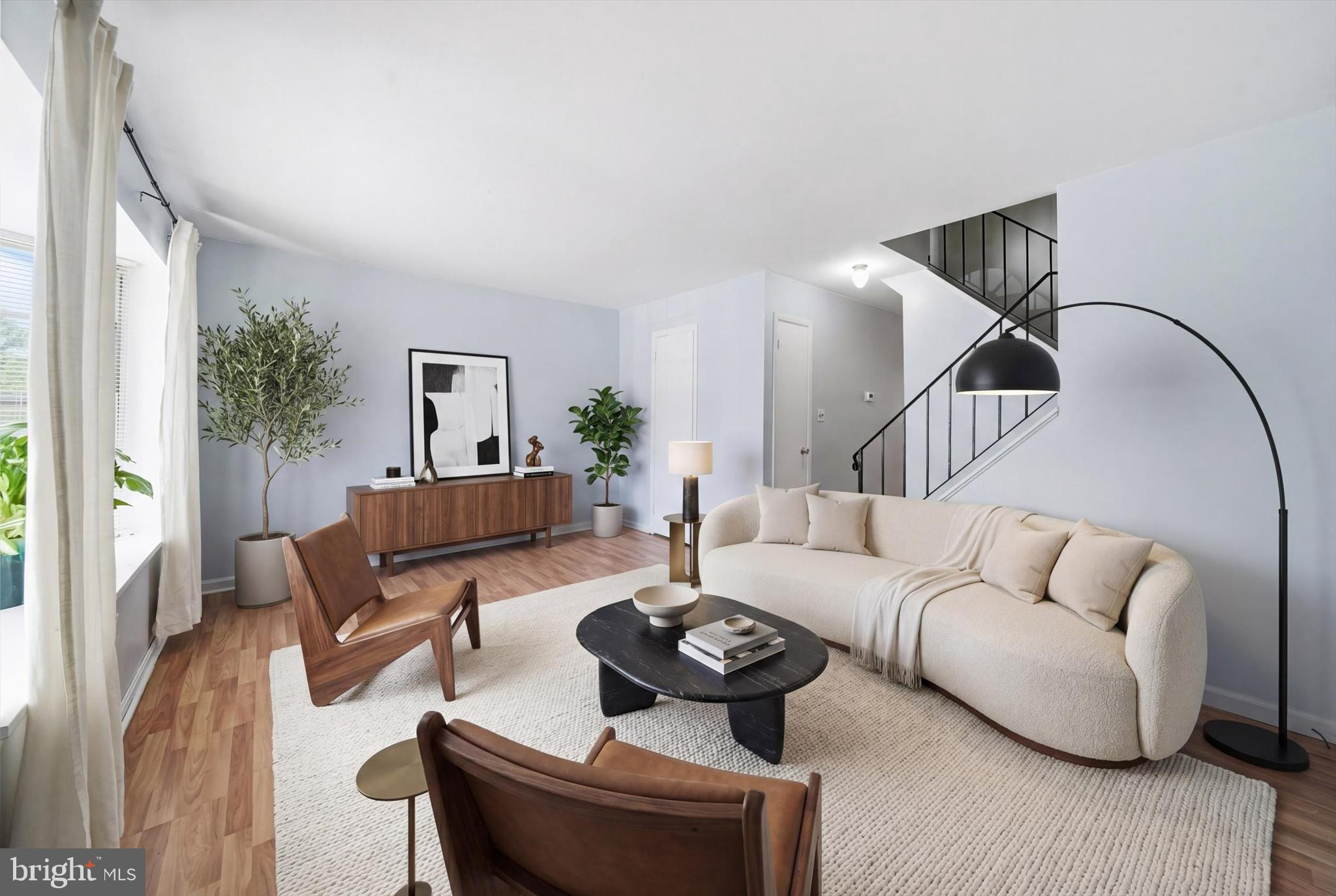WHISPERING PINES - Residential