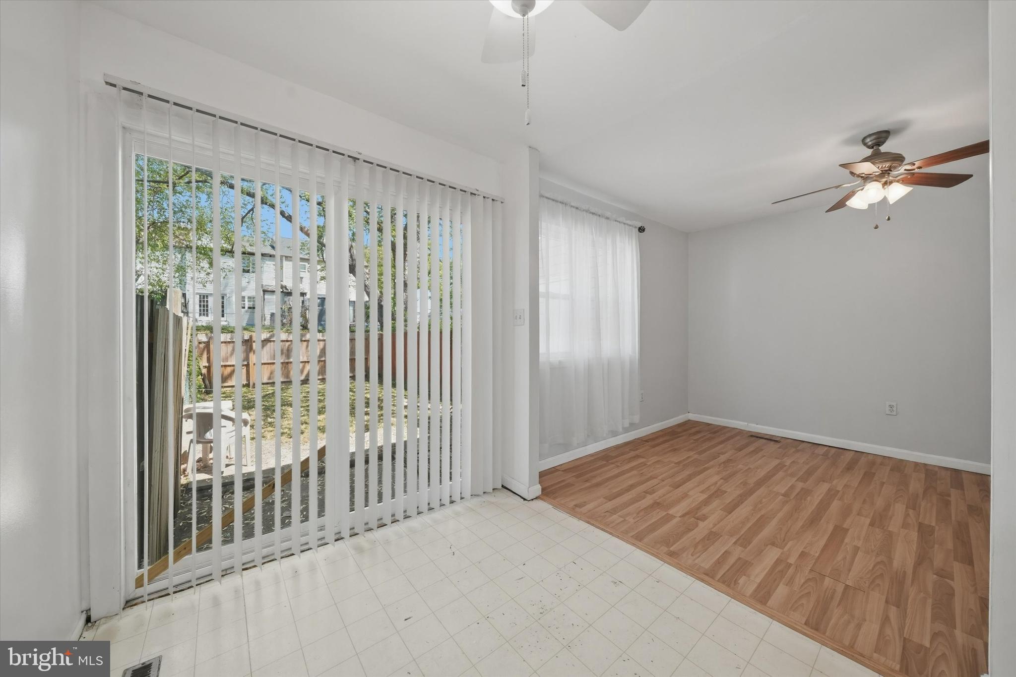 WHISPERING PINES - Residential