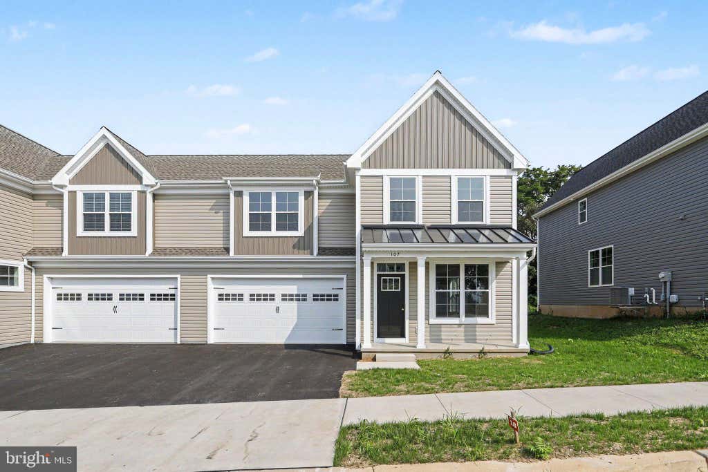 Photo of 107 Brookfield Drive #LOT 18, ELIZABETHTOWN, PA 17022 (MLS # PALA2093676)