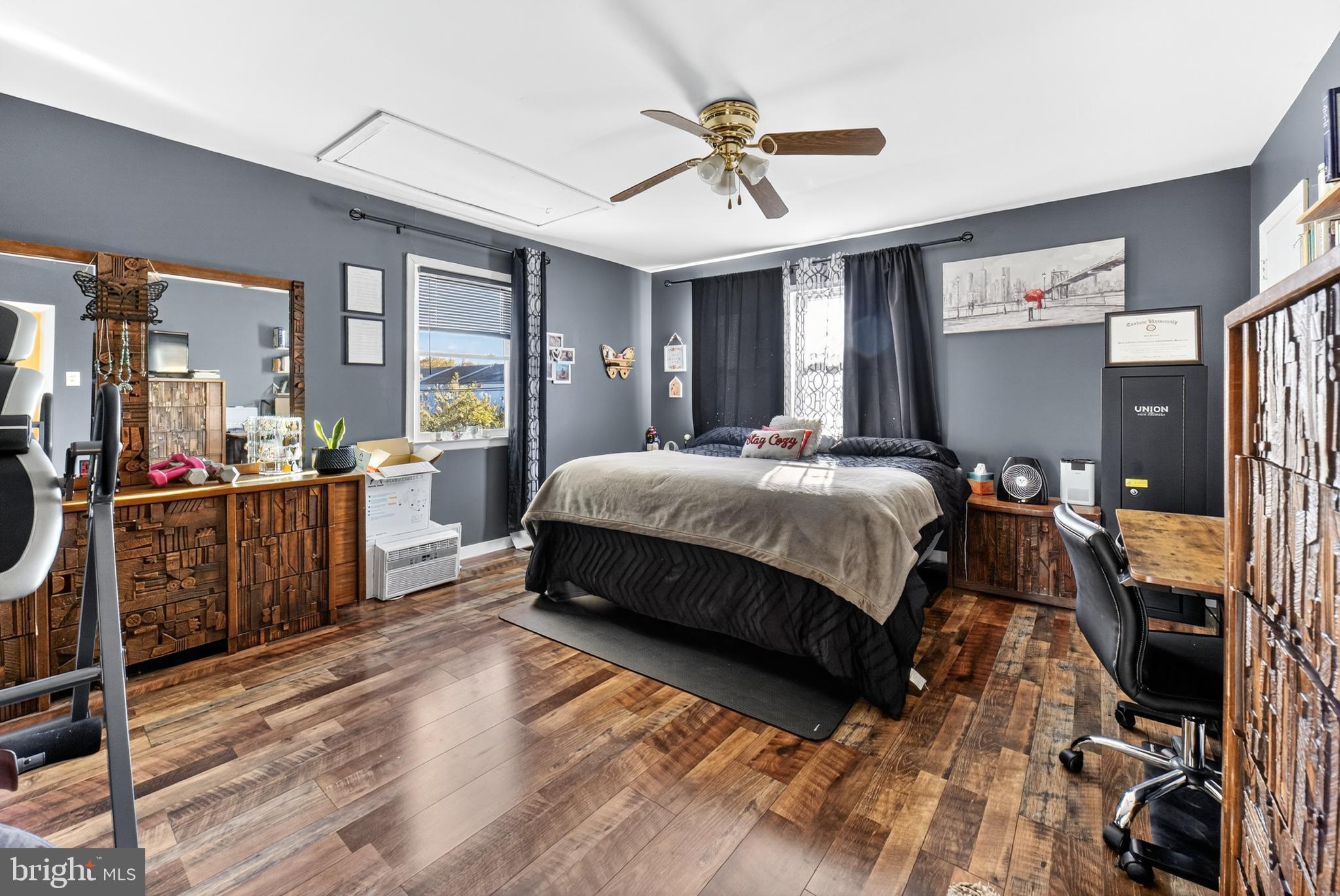 CONSTITUTION PLACE - Residential Lease