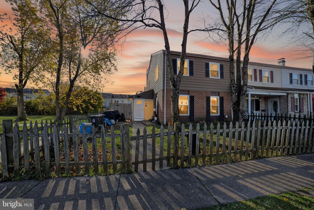 Photo of 19 Congress Court, QUAKERTOWN, PA 18951 (MLS # PABU2109510)