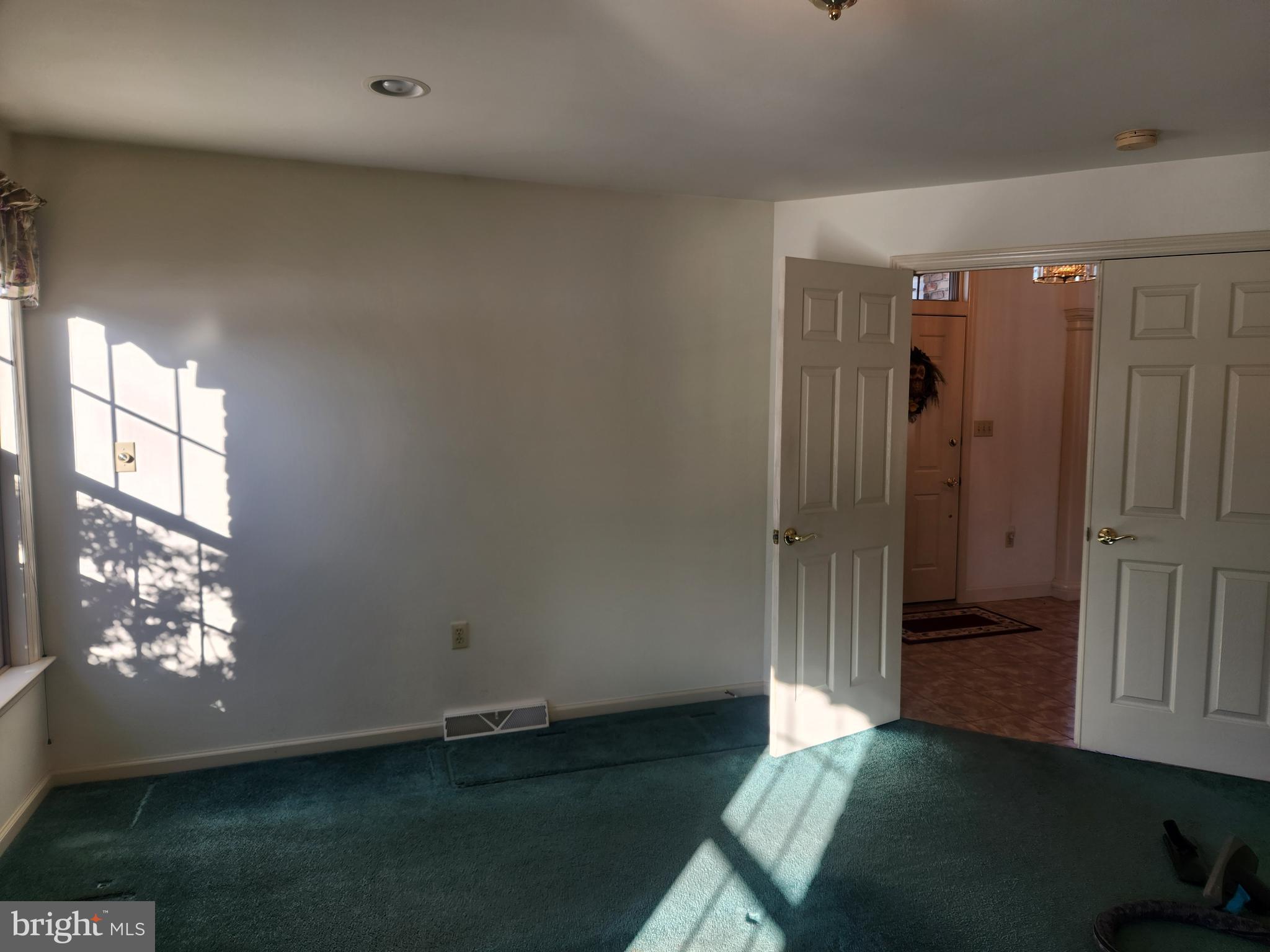 WARWICK - Residential