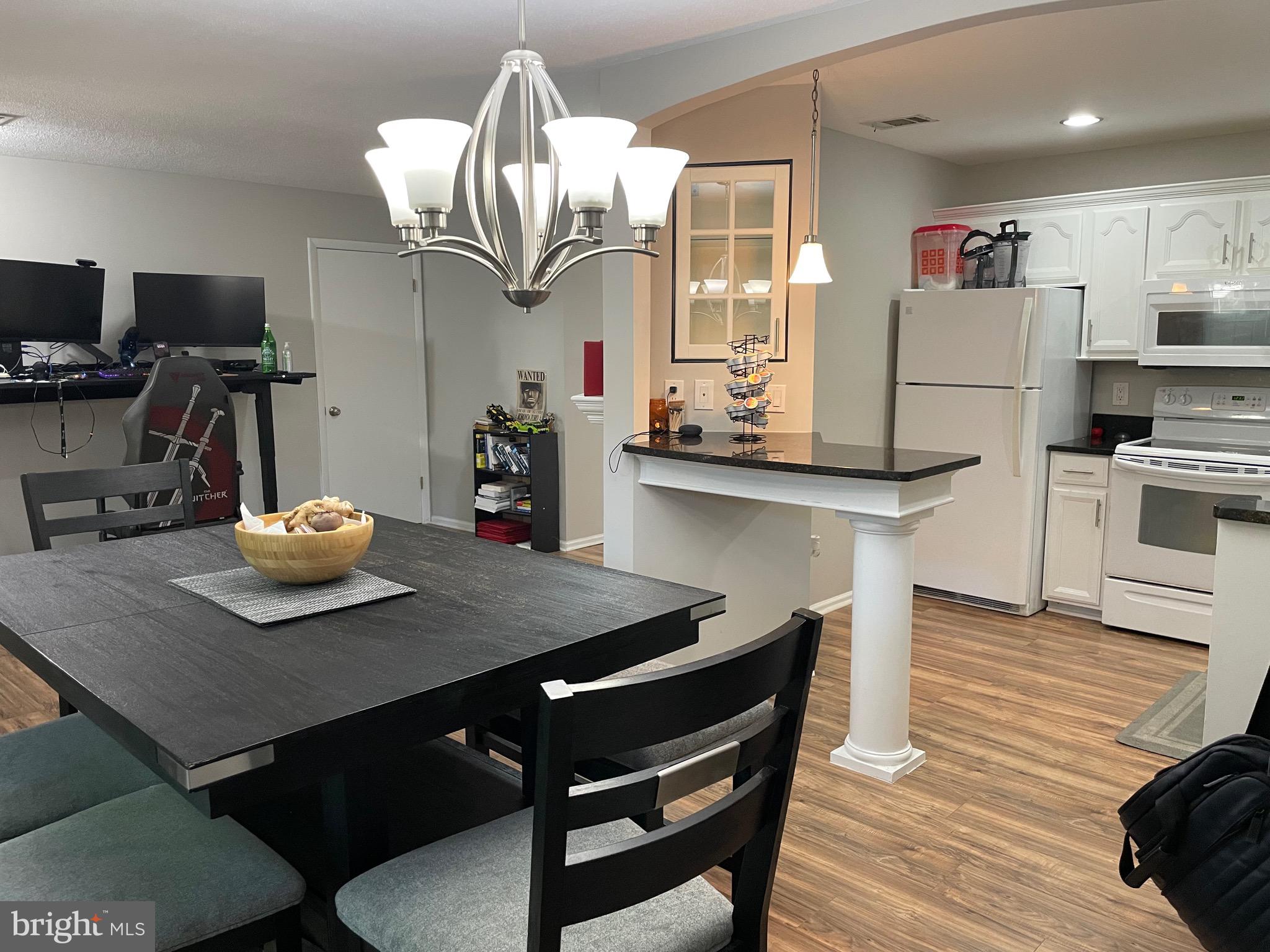 ROCKLEDGE CLUSTERS CONDO - Residential Lease