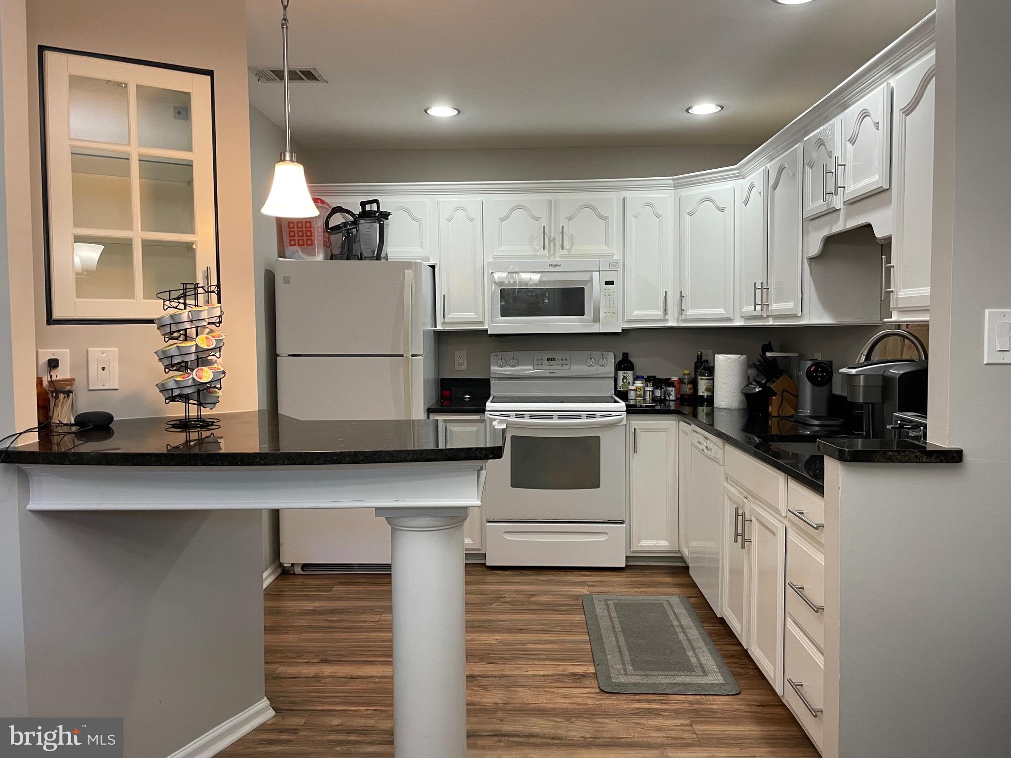 ROCKLEDGE CLUSTERS CONDO - Residential Lease