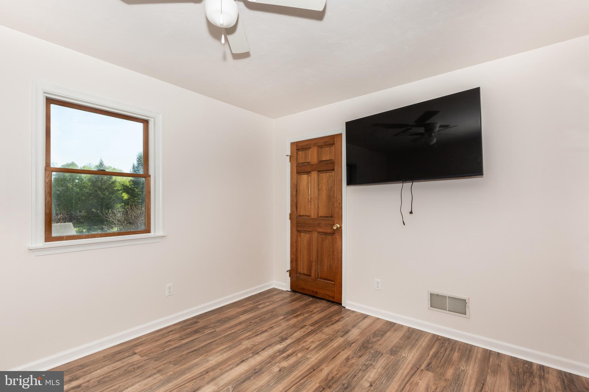 MEADOWVIEW - Residential