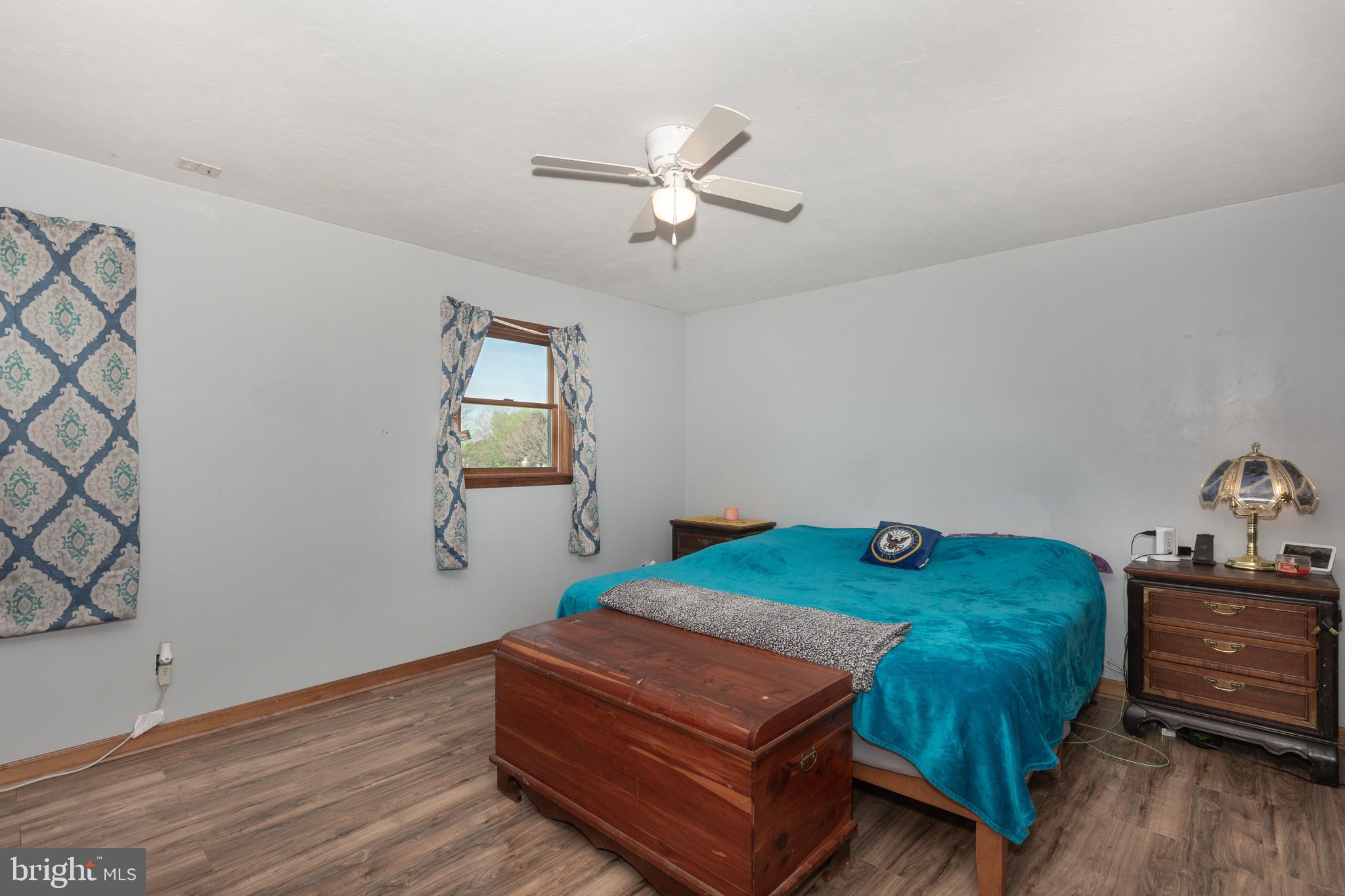 MEADOWVIEW - Residential