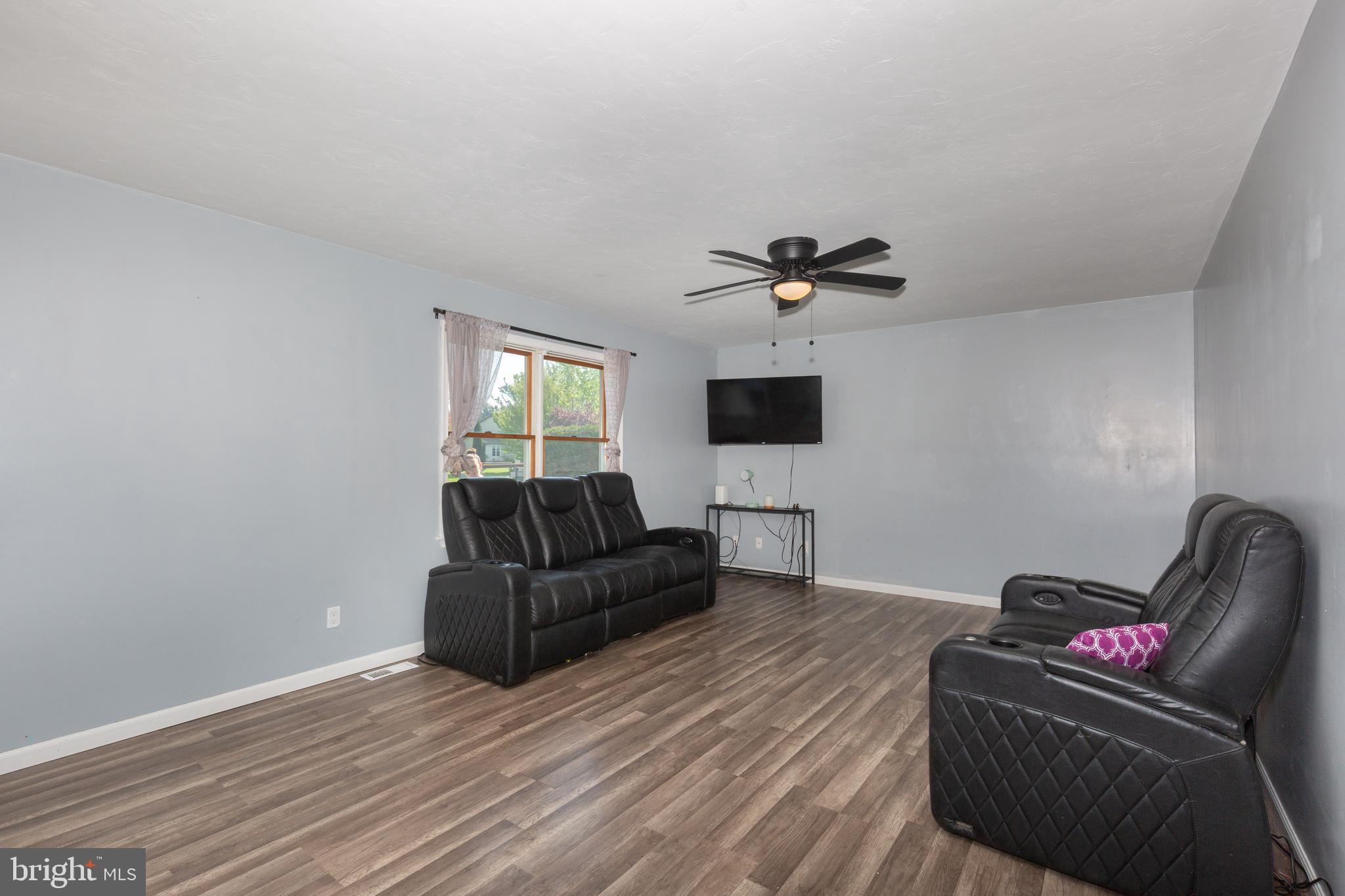 MEADOWVIEW - Residential