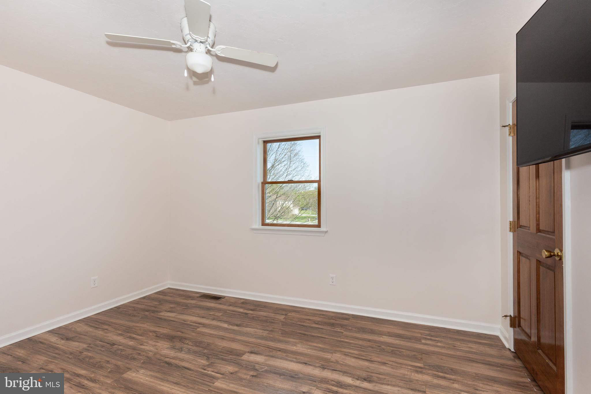 MEADOWVIEW - Residential