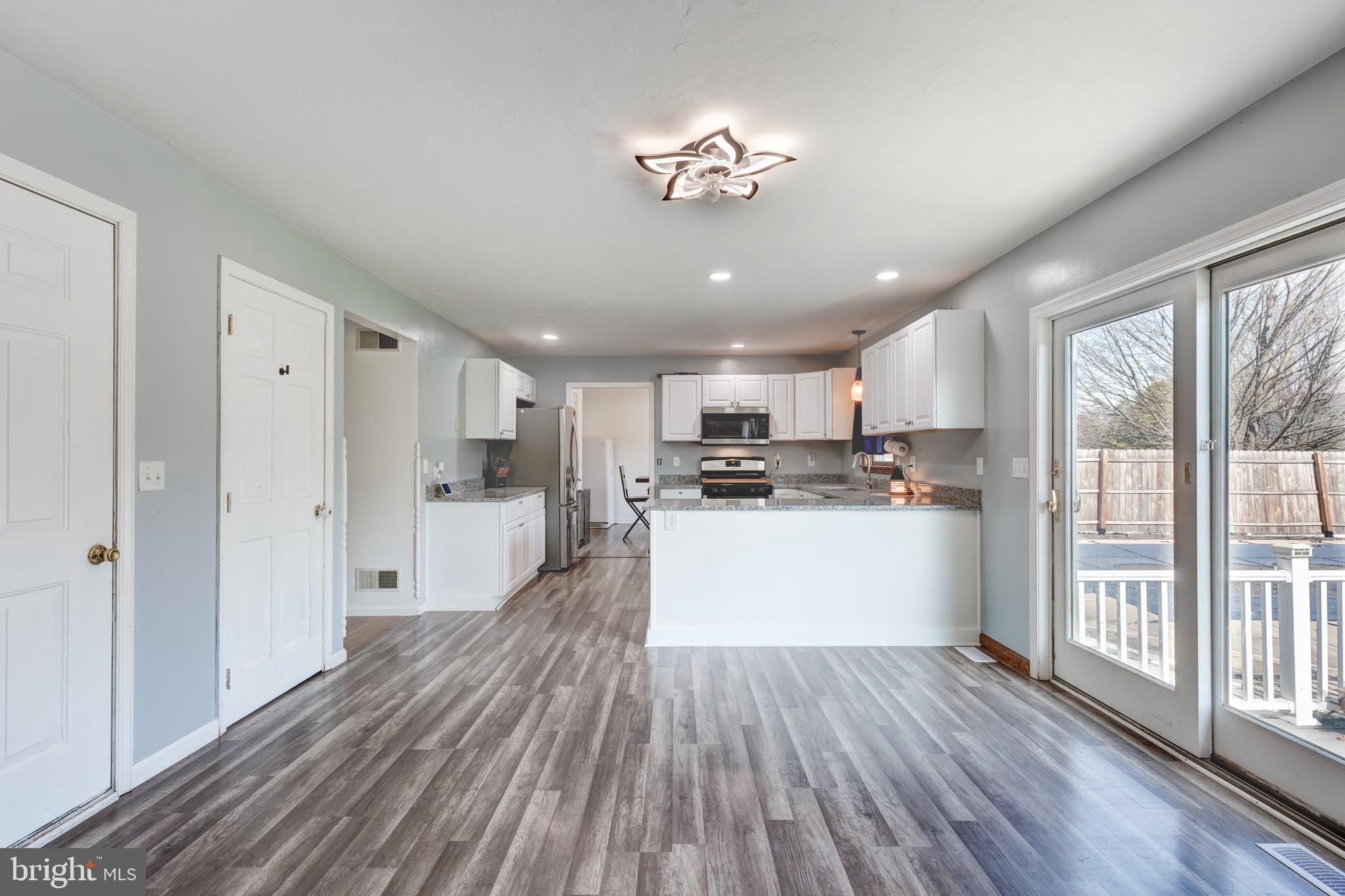 MEADOWVIEW - Residential