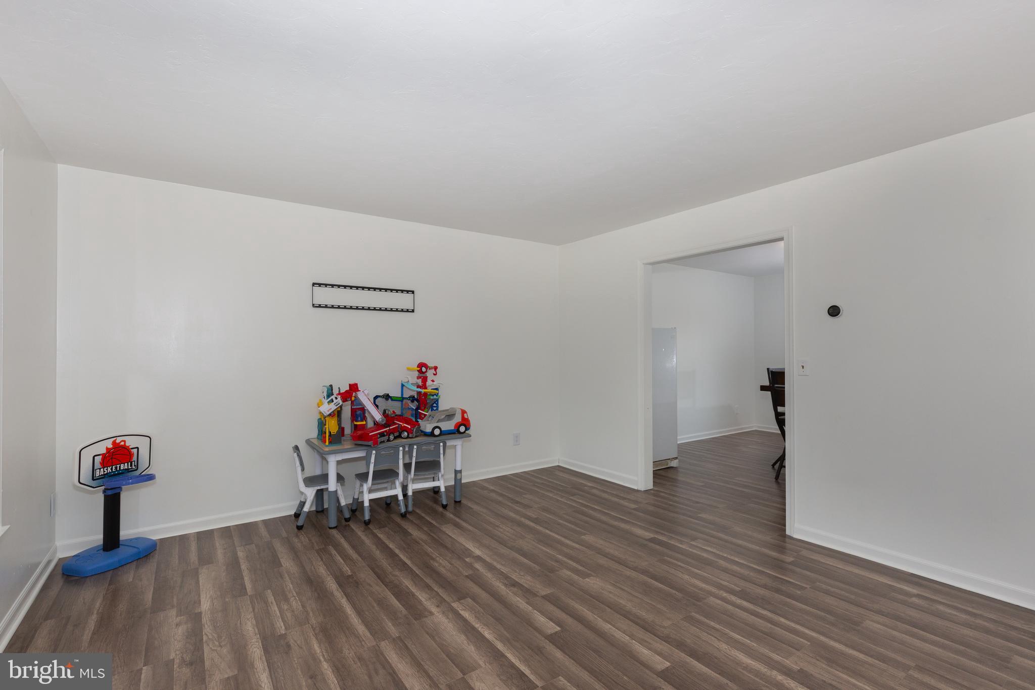 MEADOWVIEW - Residential