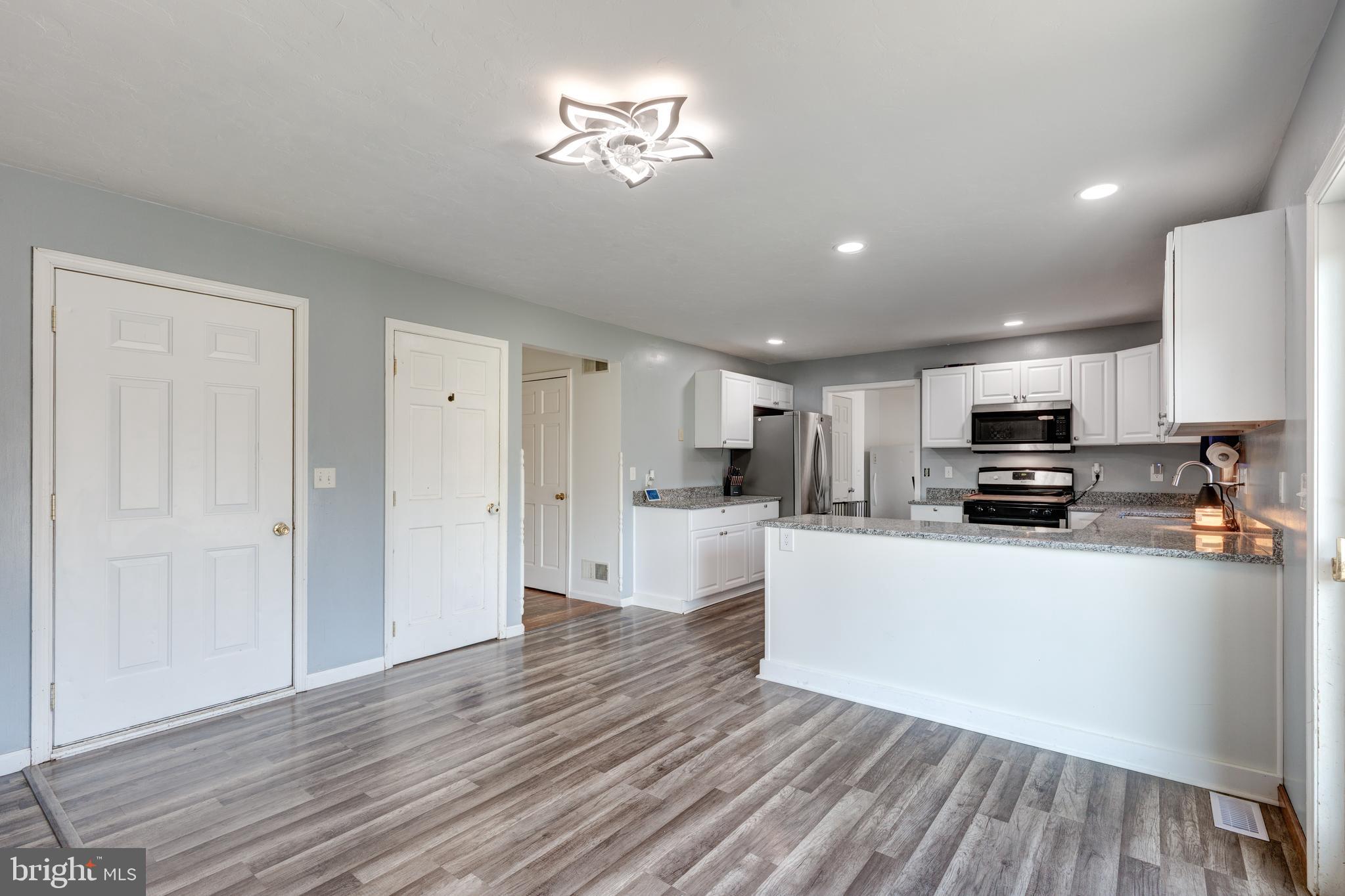 MEADOWVIEW - Residential