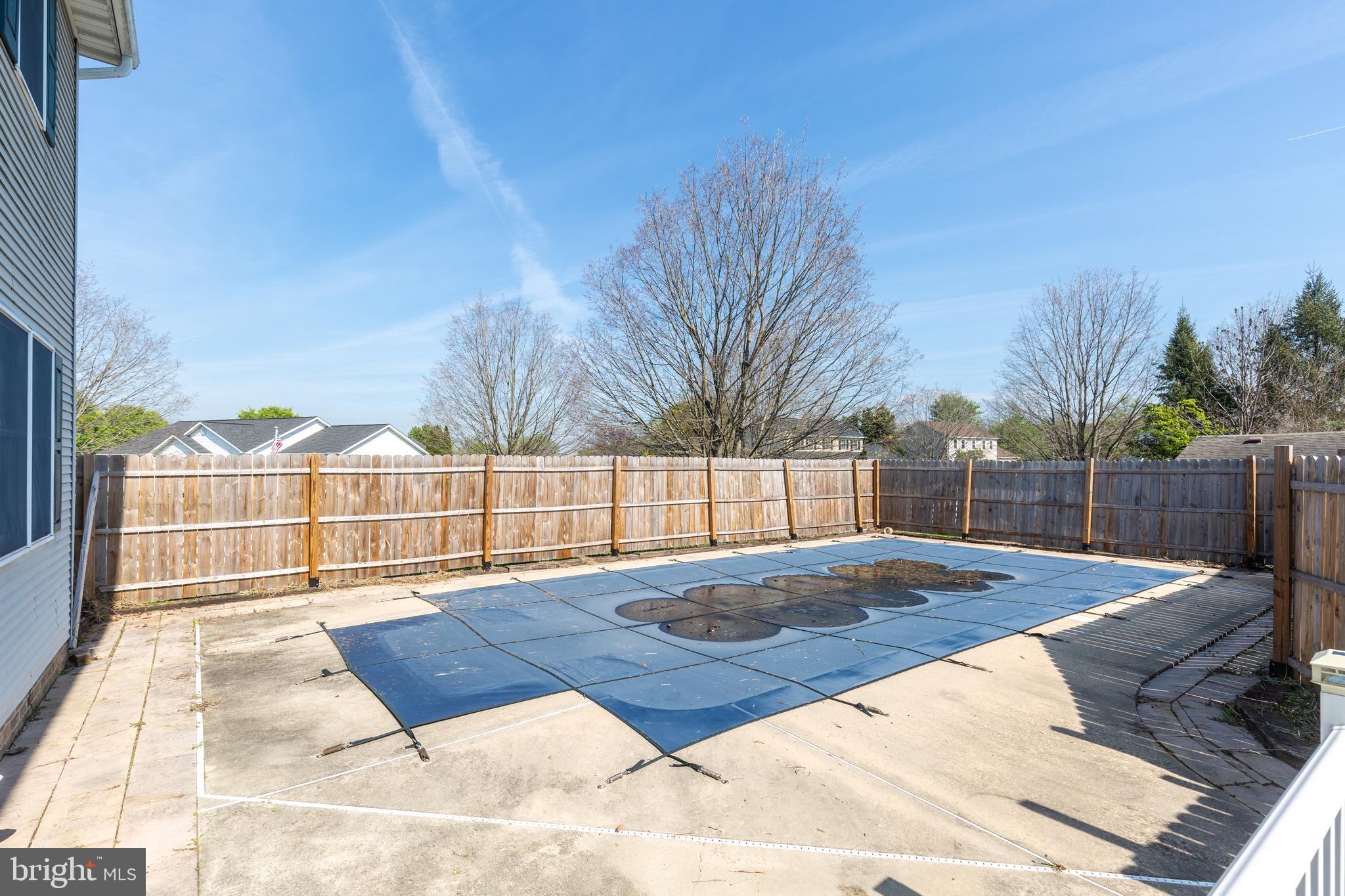 MEADOWVIEW - Residential