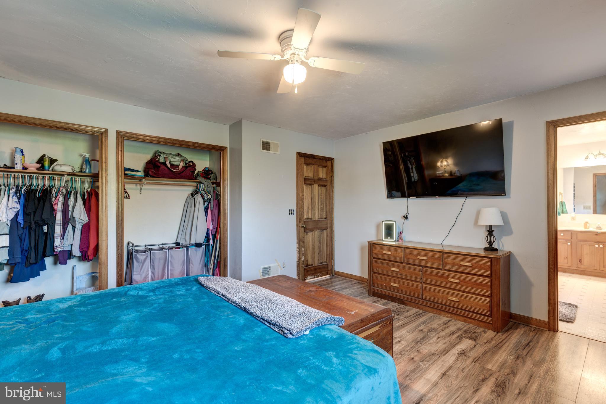 MEADOWVIEW - Residential