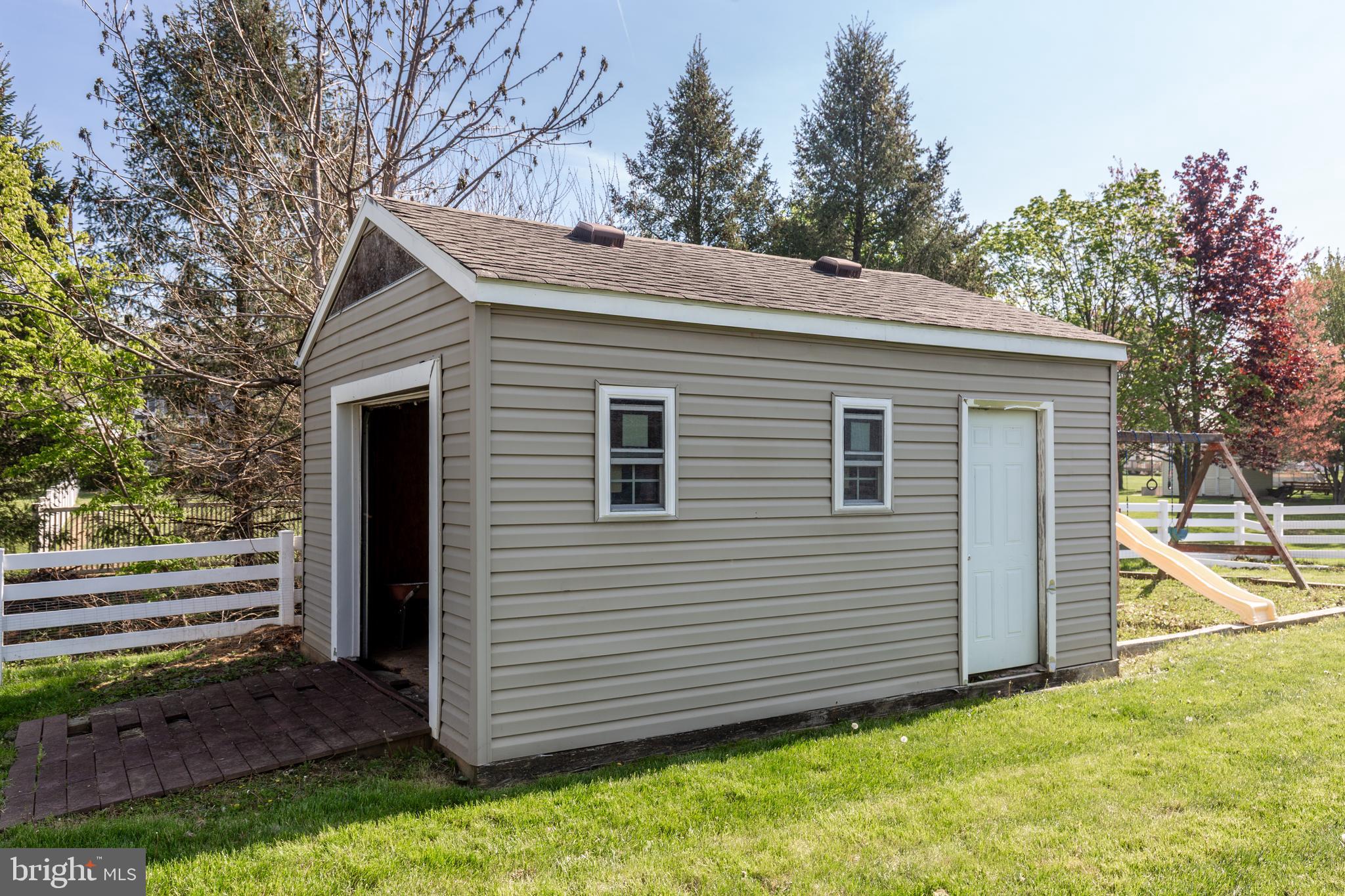 MEADOWVIEW - Residential