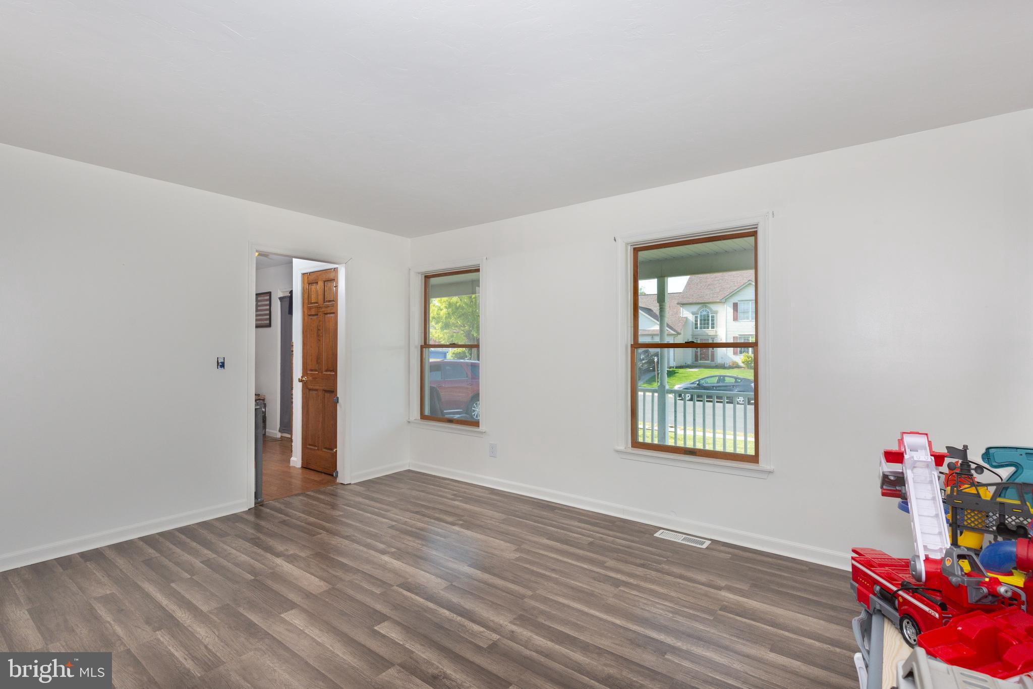 MEADOWVIEW - Residential