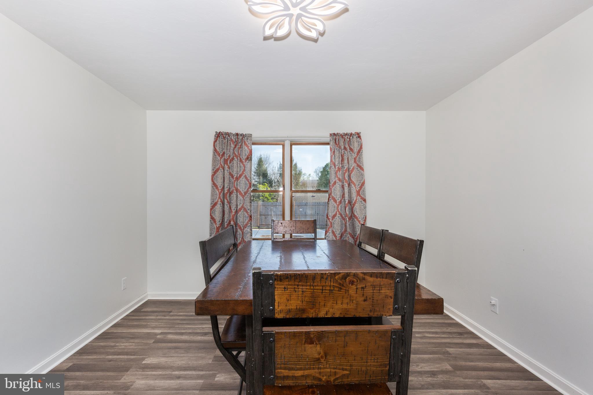 MEADOWVIEW - Residential