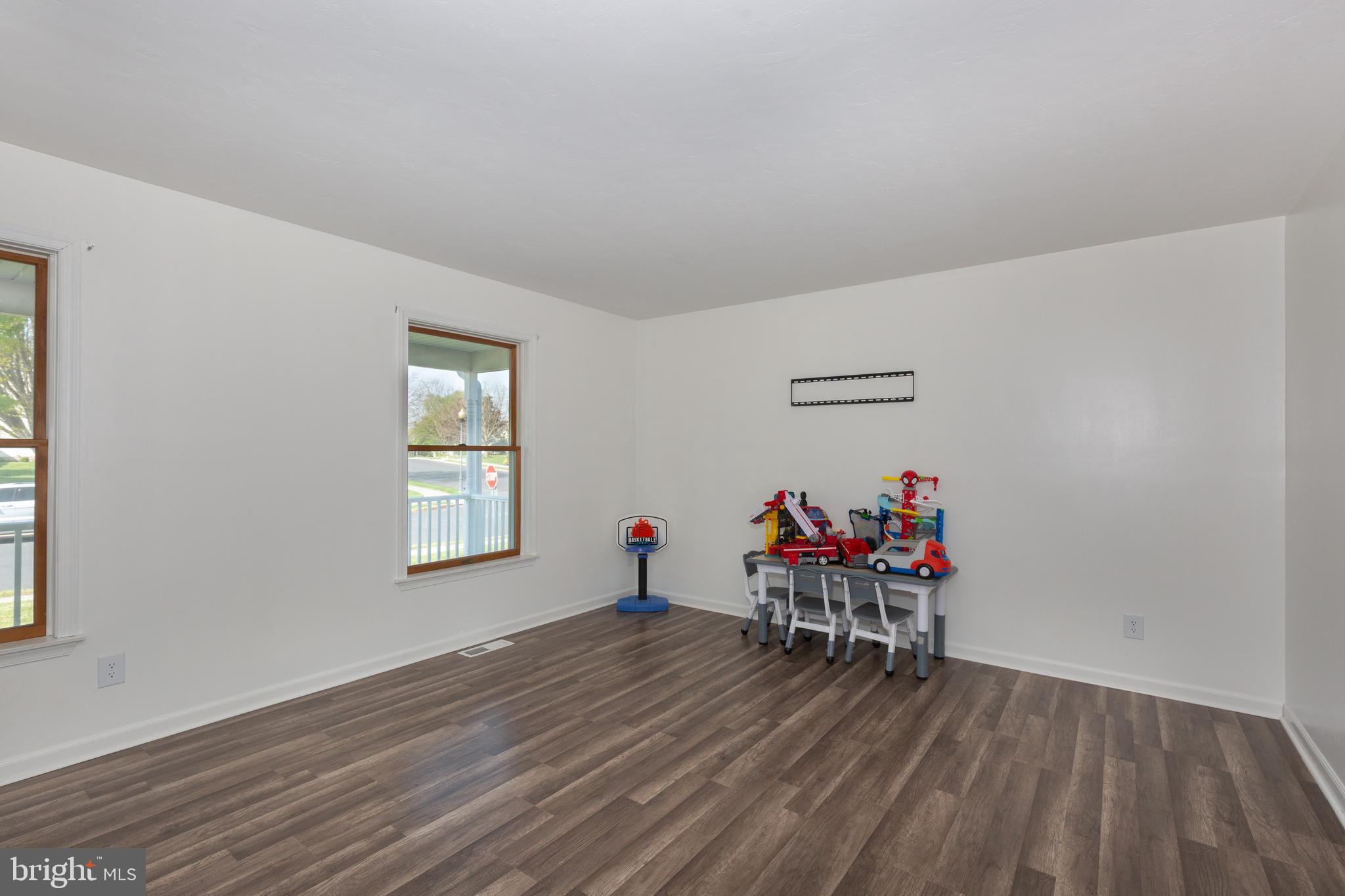 MEADOWVIEW - Residential