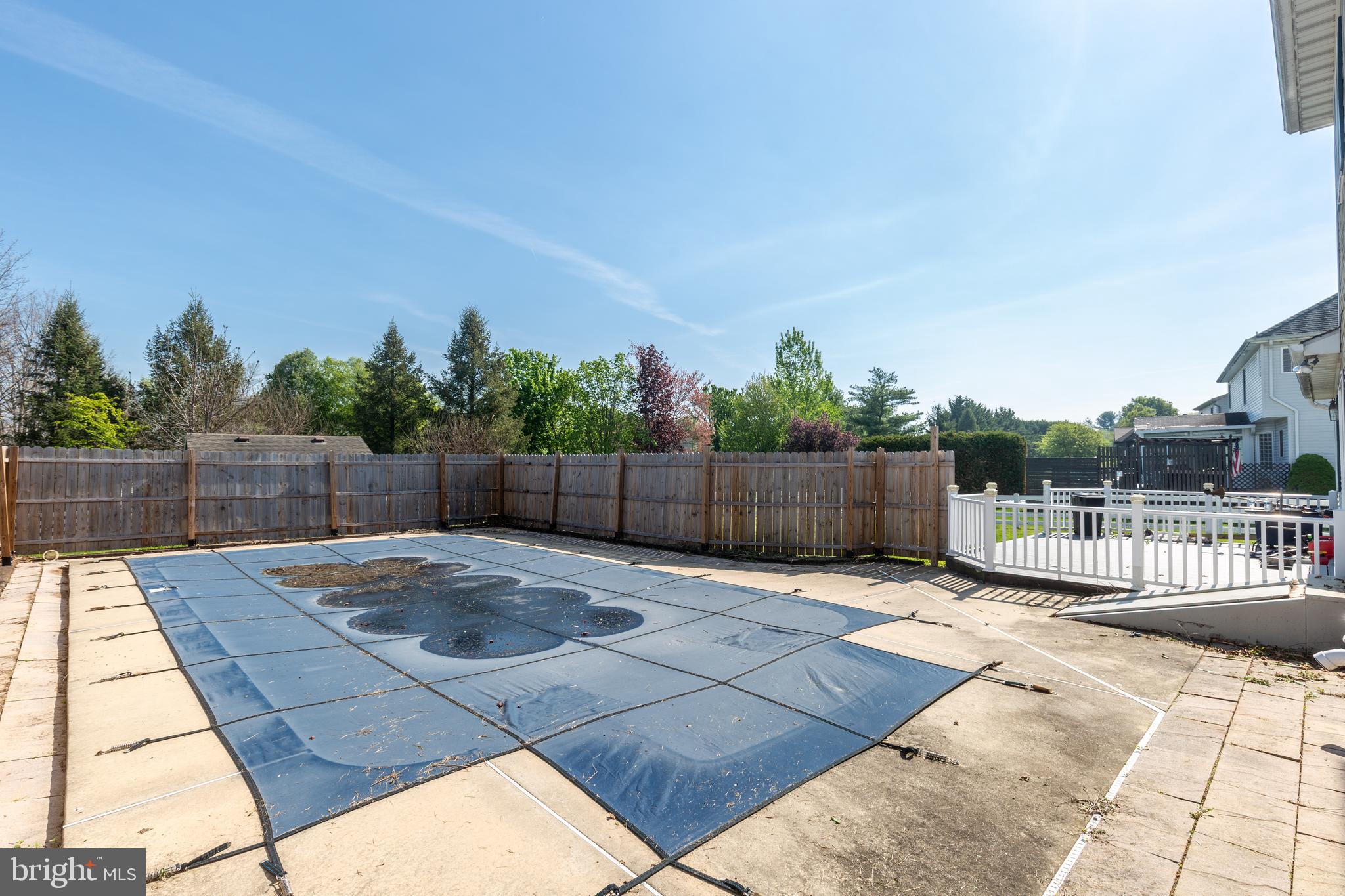 MEADOWVIEW - Residential