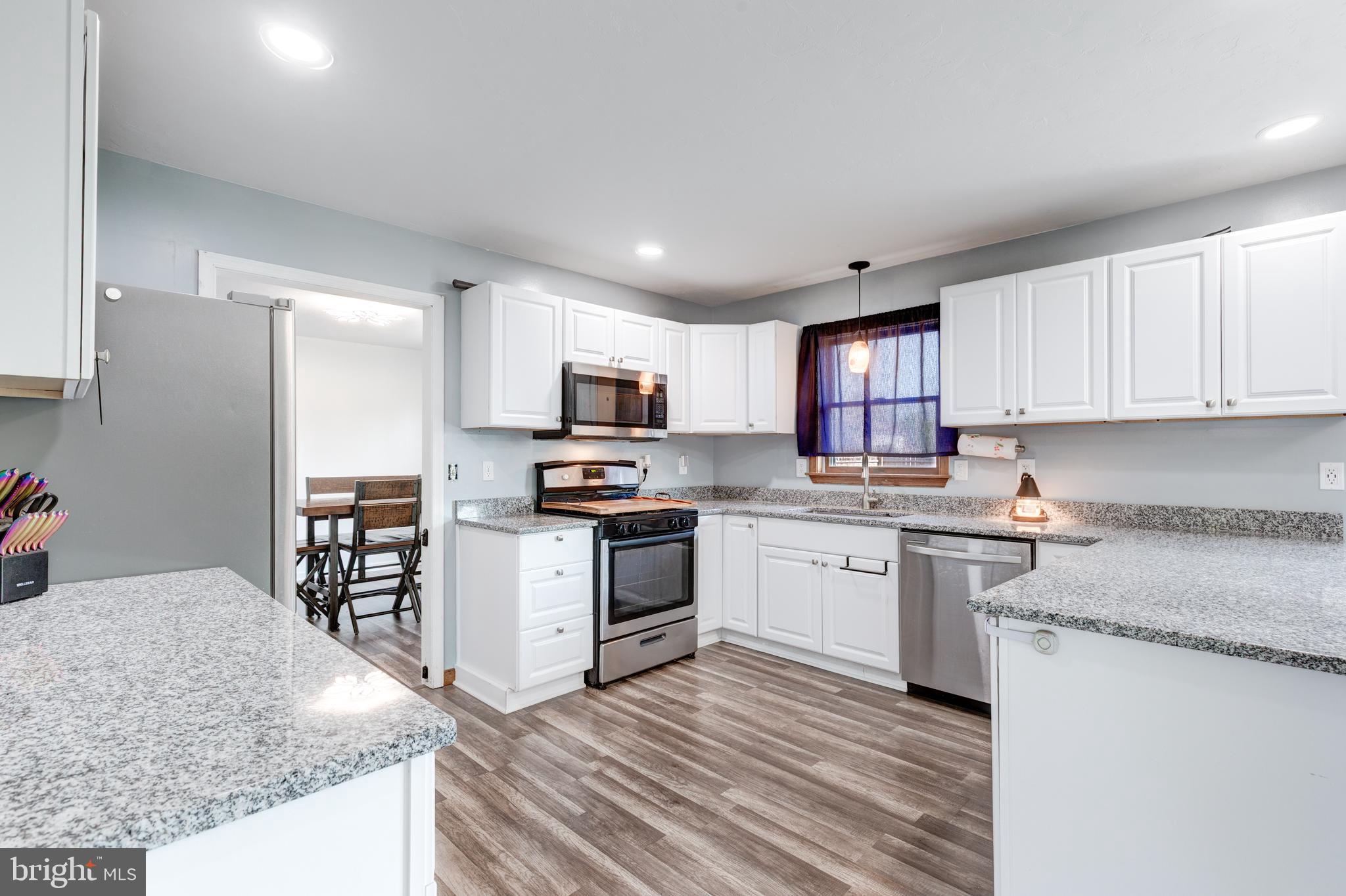 MEADOWVIEW - Residential