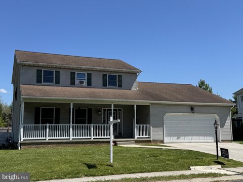 Photo of 41 Wheaton Drive, LITTLESTOWN, PA 17340 (MLS # PAAD2023068)