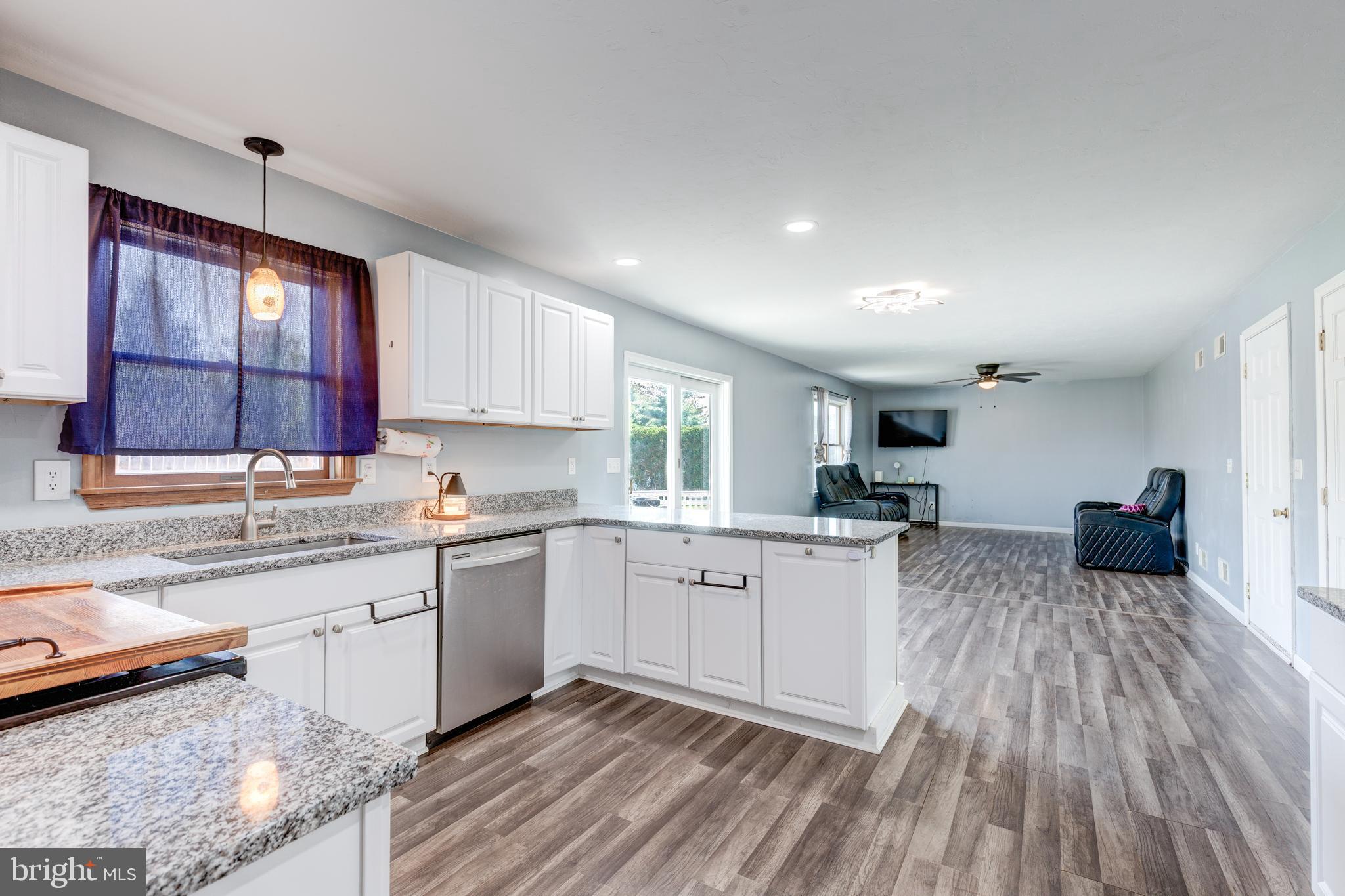 MEADOWVIEW - Residential