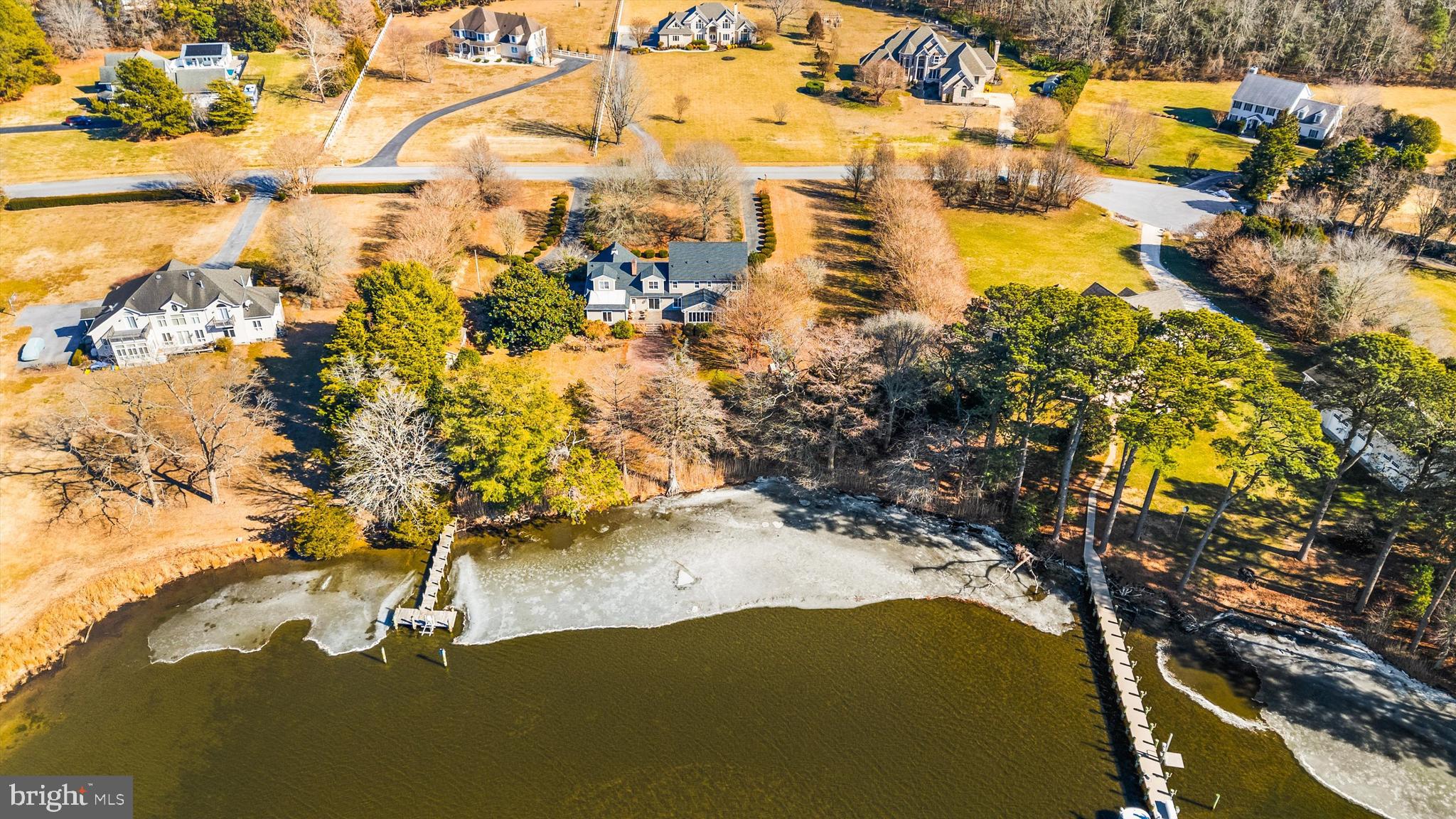 SADDLE CREEK - Residential