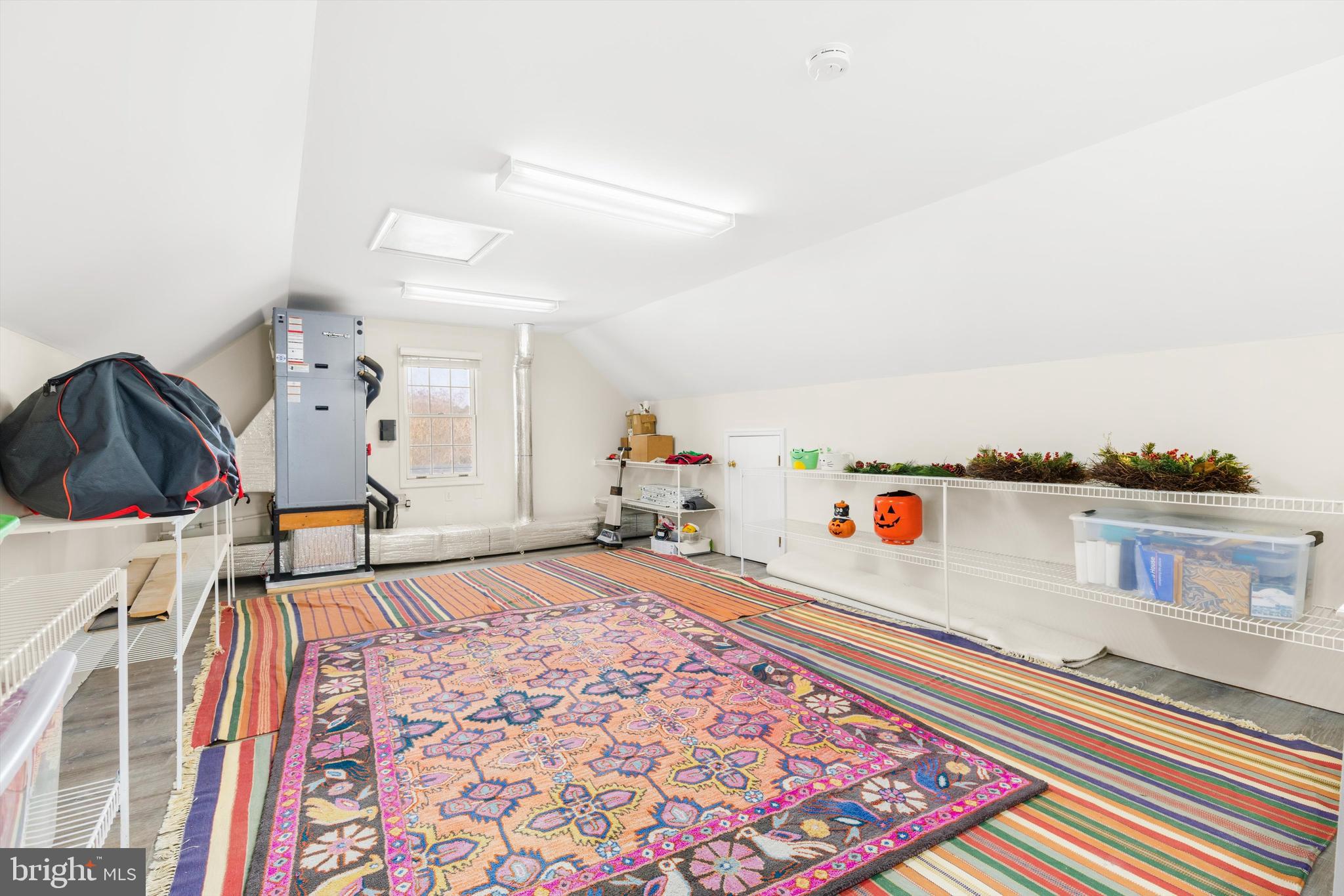 SADDLE CREEK - Residential