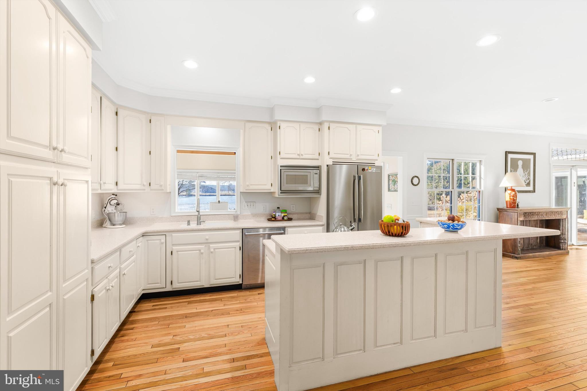 SADDLE CREEK - Residential