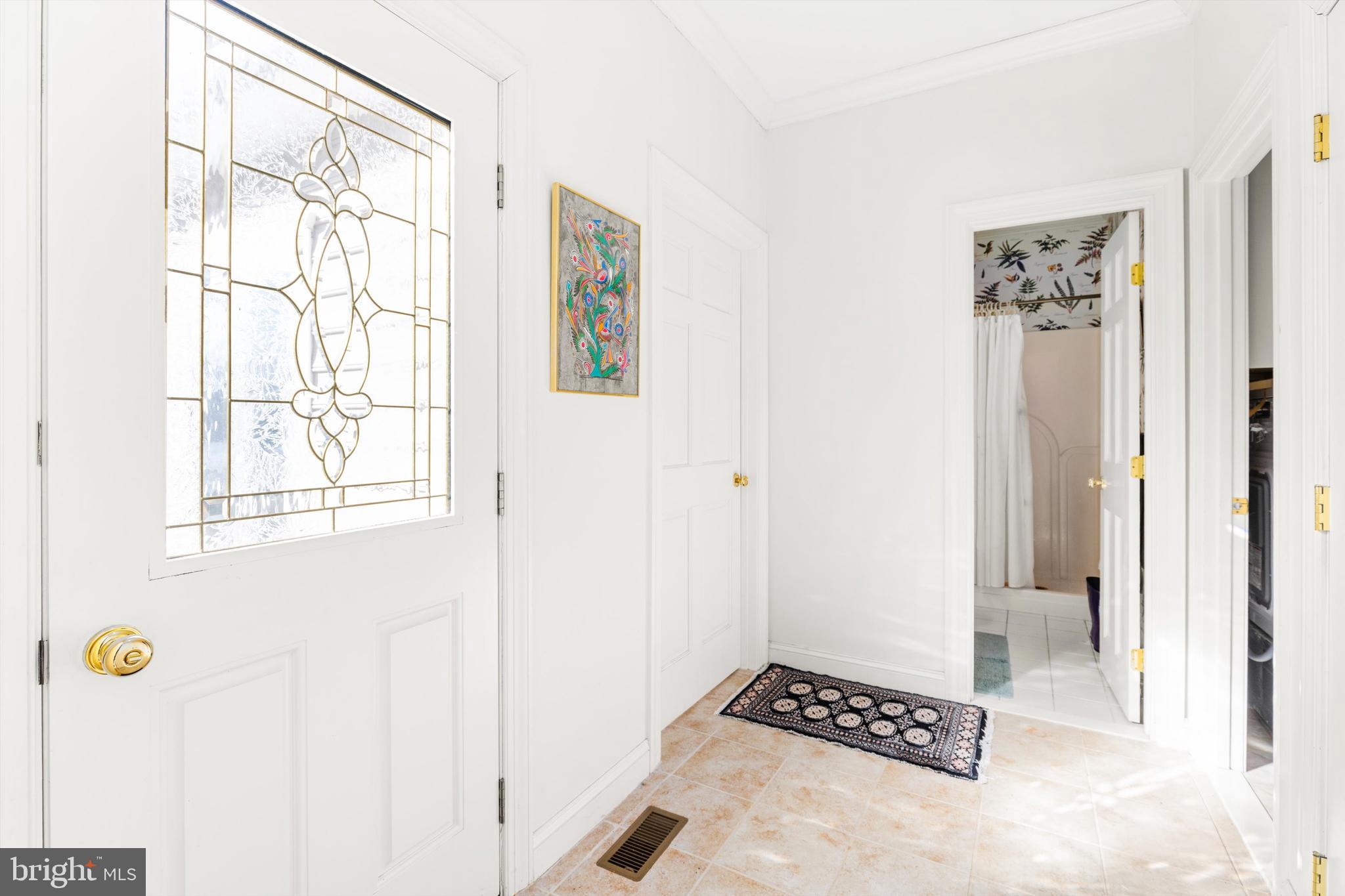 SADDLE CREEK - Residential