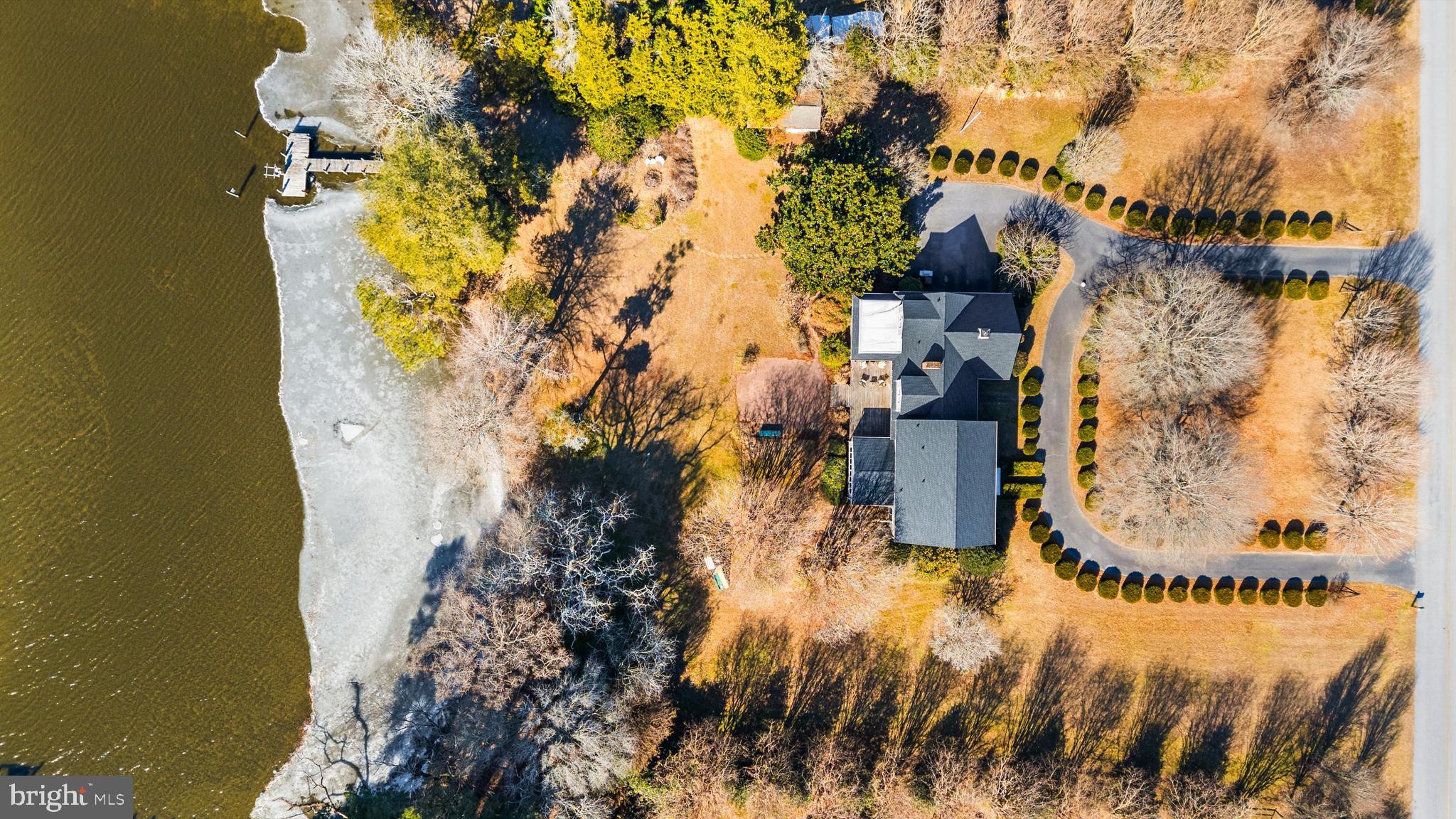 SADDLE CREEK - Residential