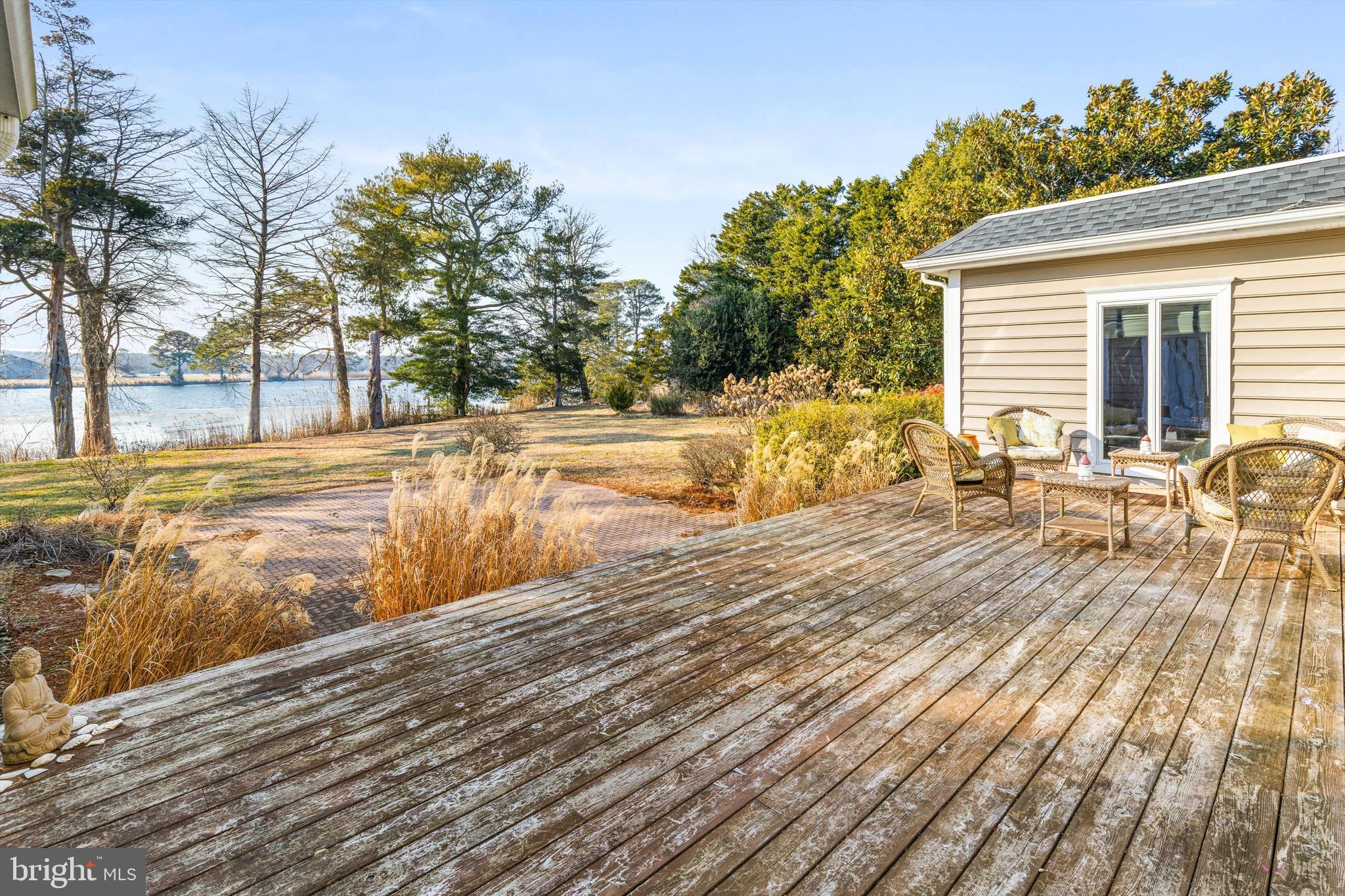 SADDLE CREEK - Residential