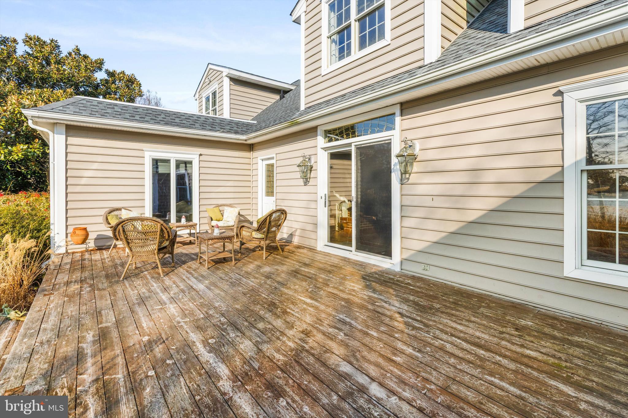 SADDLE CREEK - Residential