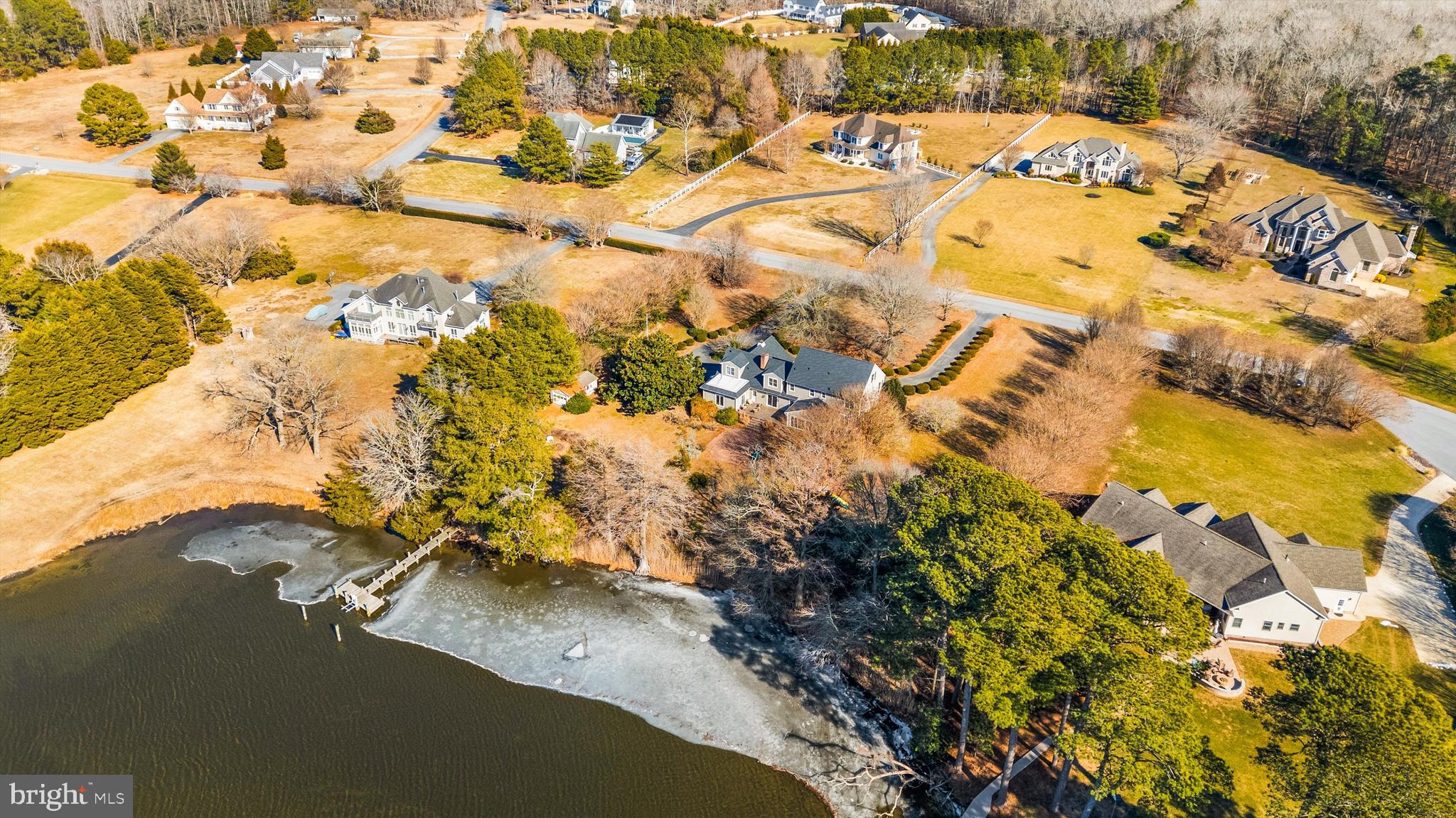 SADDLE CREEK - Residential