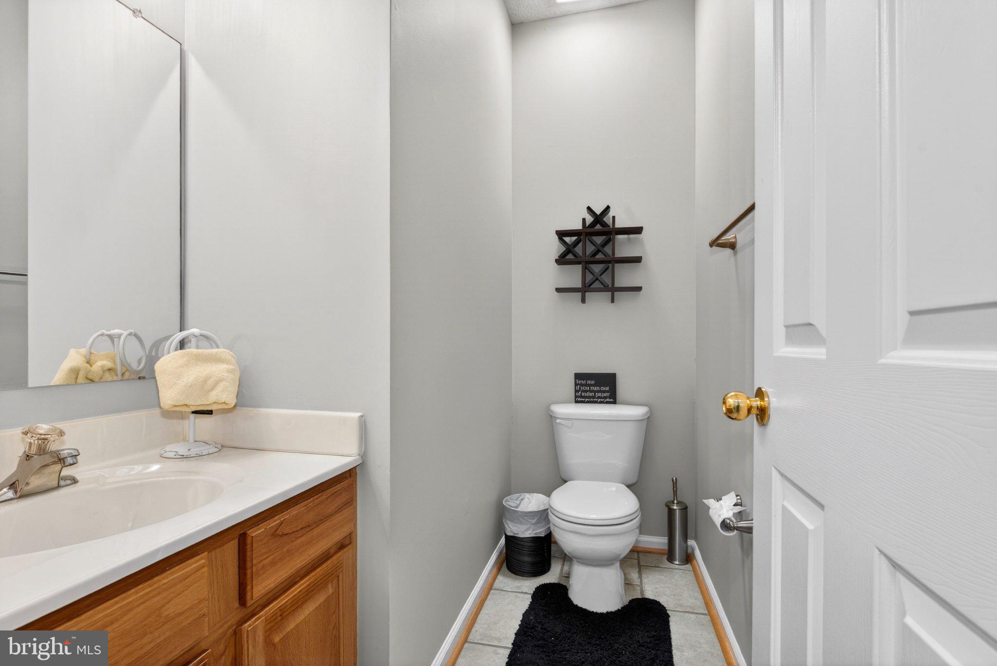 LOU MAR ESTATES - Residential