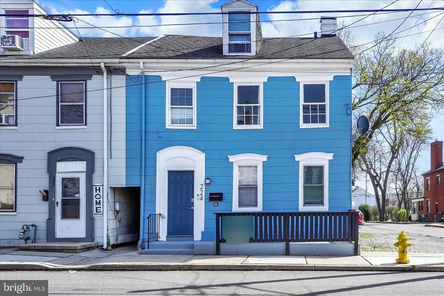 Discover the charm of this end-of-row townhouse nestled in the heart of York City, where historic character meets modern convenience. Built in 1900, this 4-bedroom, 1.5-bathroom home offers 1,592 sq. ft. of living space, perfect for those seeking a blend of comfort and community. The inviting layout features a spacious living area, ideal for gatherings, and a functional kitchen with laundry hookups for added convenience. Enjoy the outdoors in your low-maintenance yard, perfect for relaxation or gardening. York City is known for its vibrant community spirit, with local parks just a stone's throw away, providing ample opportunities for recreation and leisure. The neighborhood boasts a variety of shops, cafes, and restaurants, making it easy to enjoy the local flavor. Public services are readily accessible, enhancing the ease of daily living. On-street parking adds to the convenience, making it easy for residents and guests alike. This property is not just a home; it’s a gateway to a lively community filled with opportunities for connection and engagement. Experience the best of York City living in this delightful townhouse, where every day feels like a new adventure.