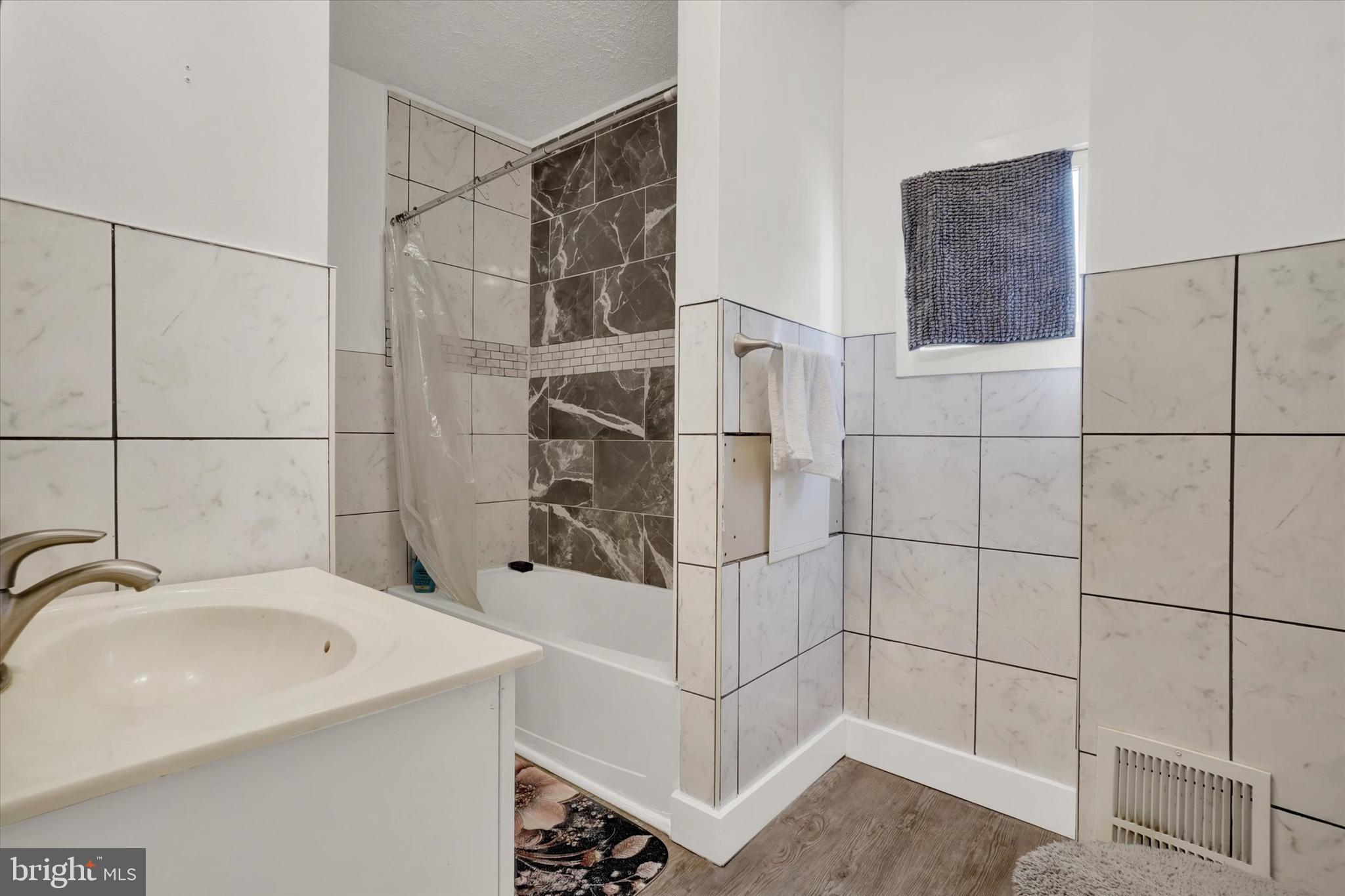 YORK CITY - Residential