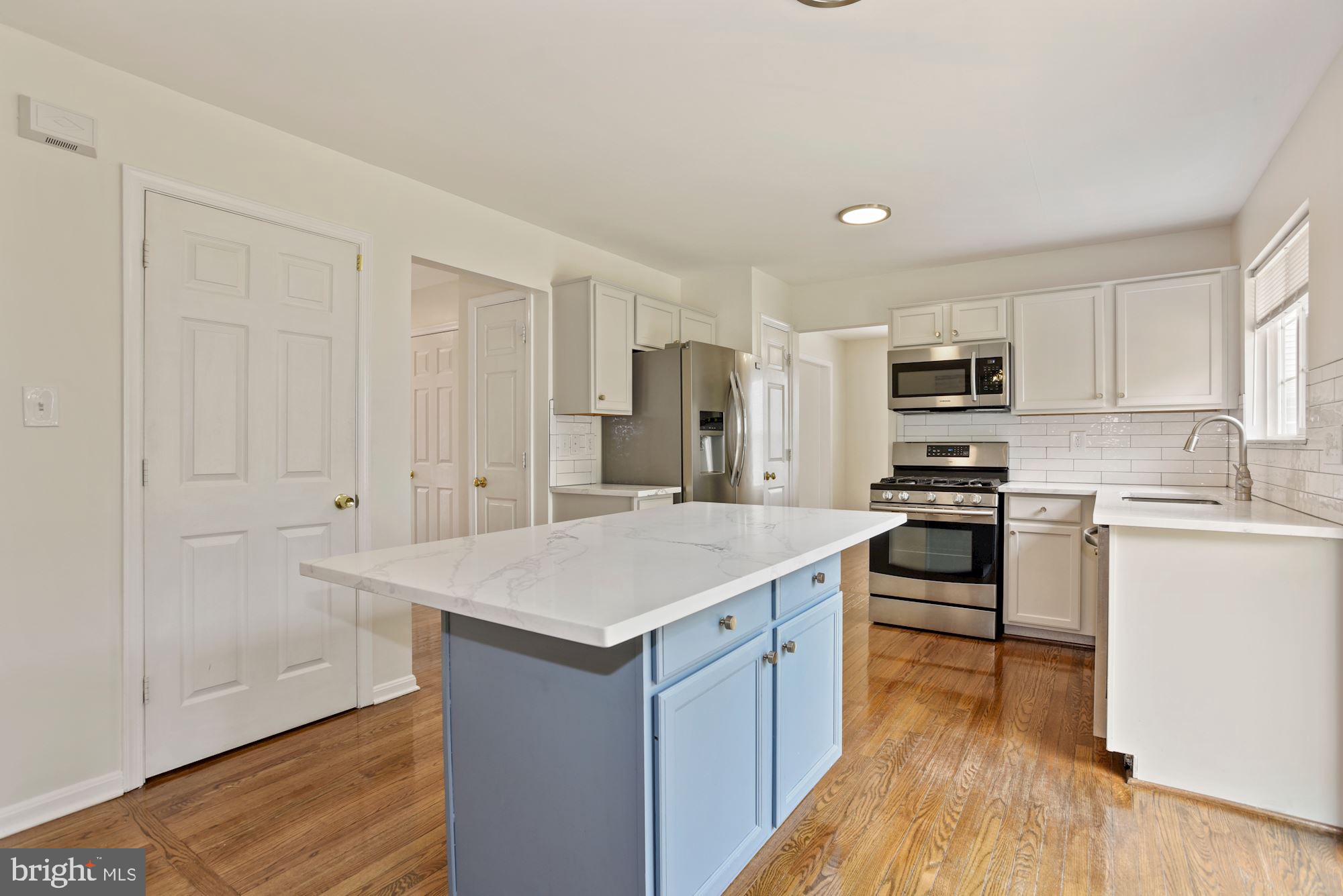 ASHBURN FARM - Residential Lease