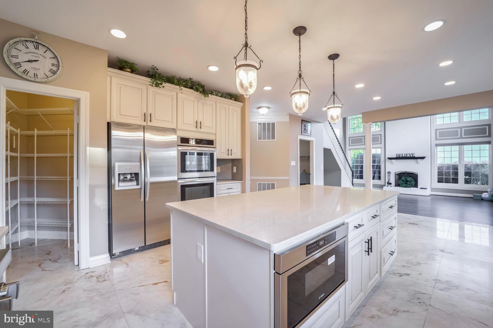 HAMPSHIRE GREENS - Residential