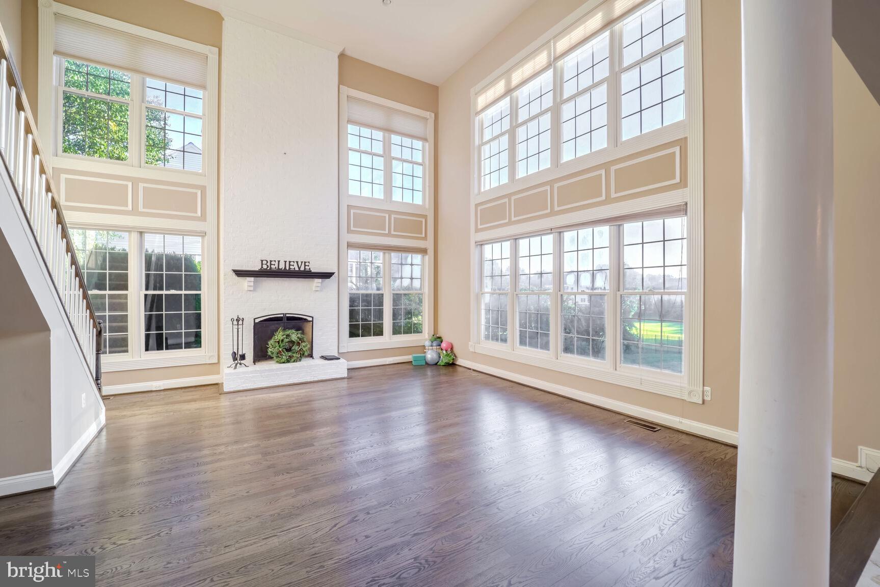 HAMPSHIRE GREENS - Residential