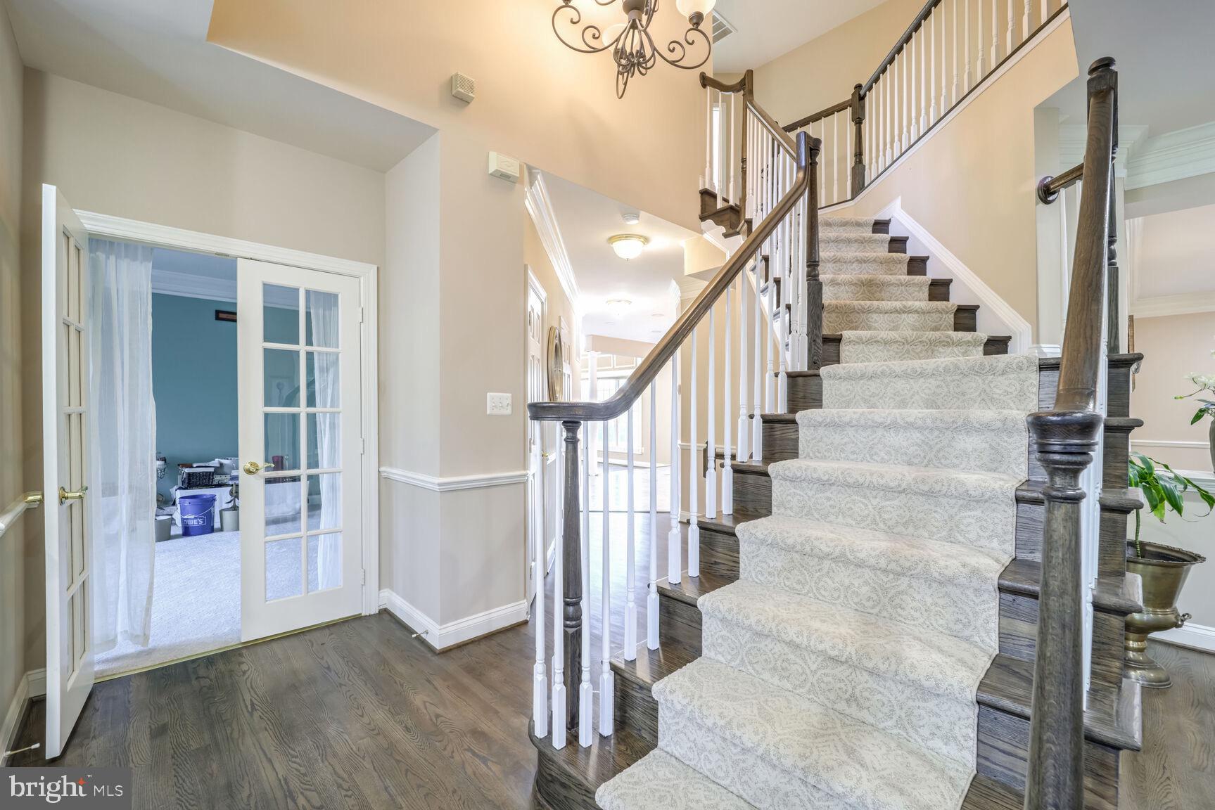 HAMPSHIRE GREENS - Residential