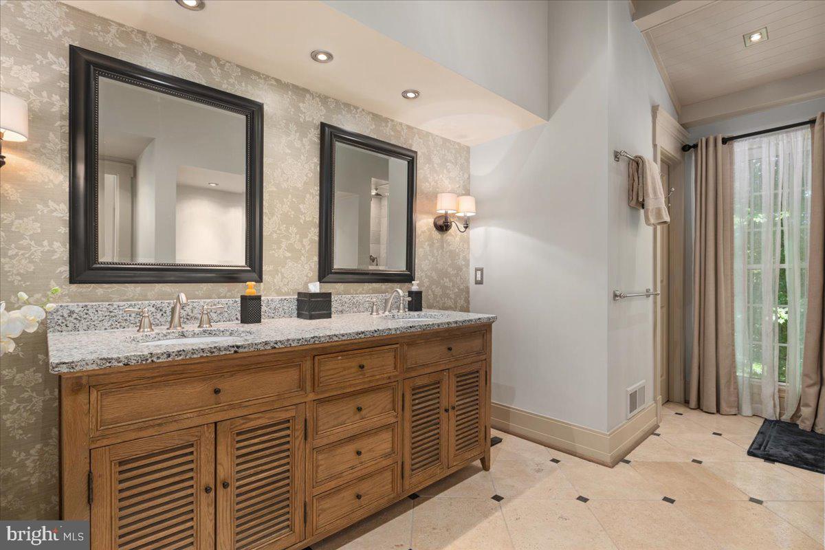 CASCADES/POTOMAC - Residential