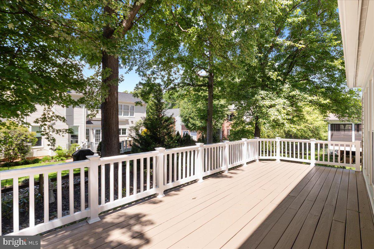 CASCADES/POTOMAC - Residential