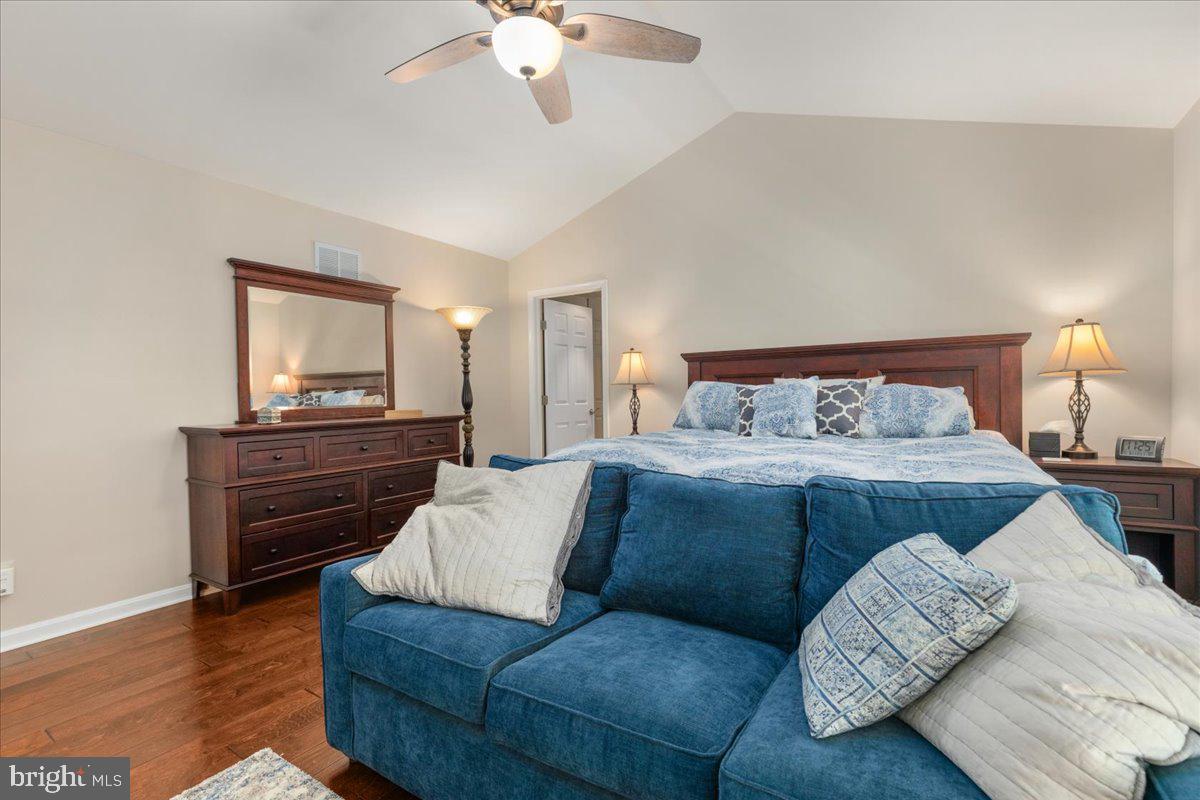 CASCADES/POTOMAC - Residential