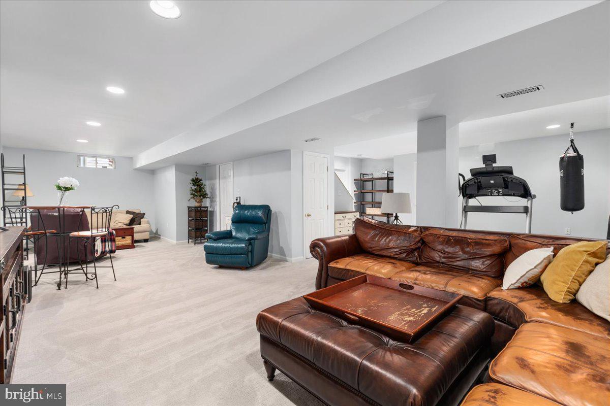CASCADES/POTOMAC - Residential
