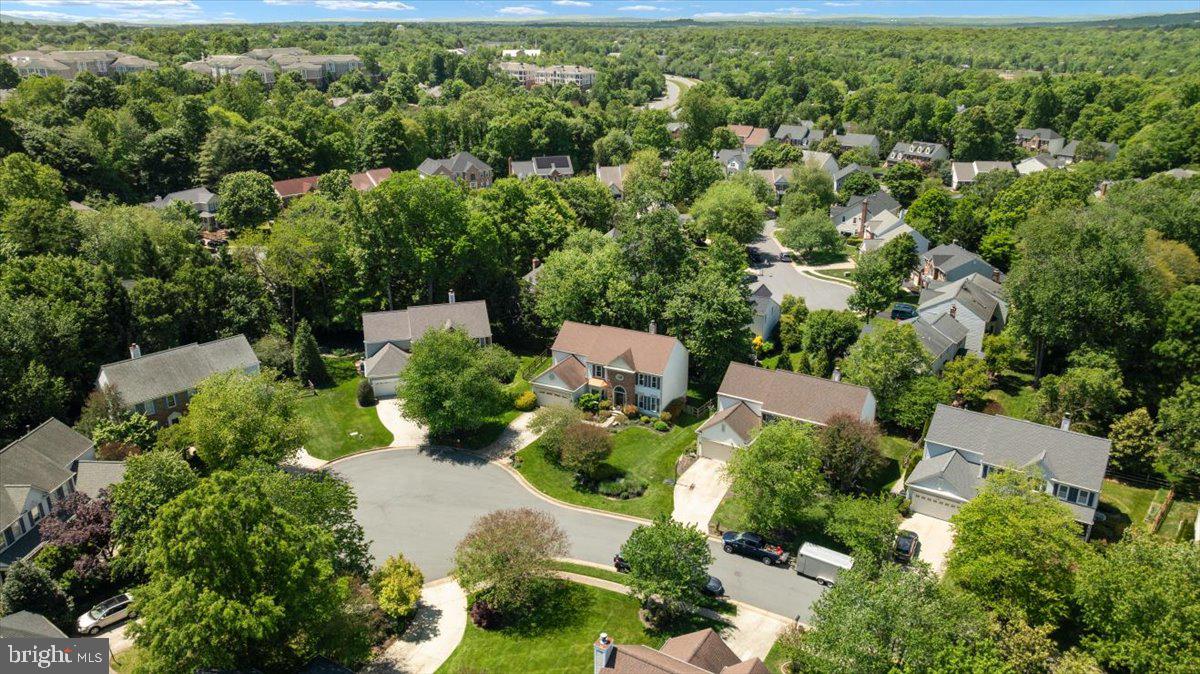 CASCADES/POTOMAC - Residential